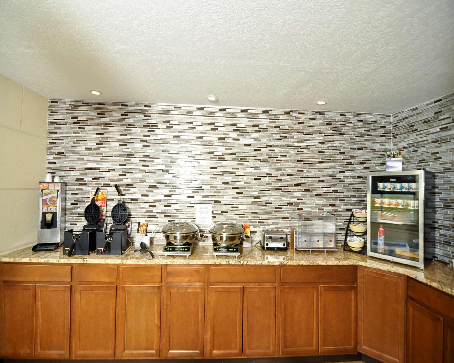 Best Western Norwalk photo 5