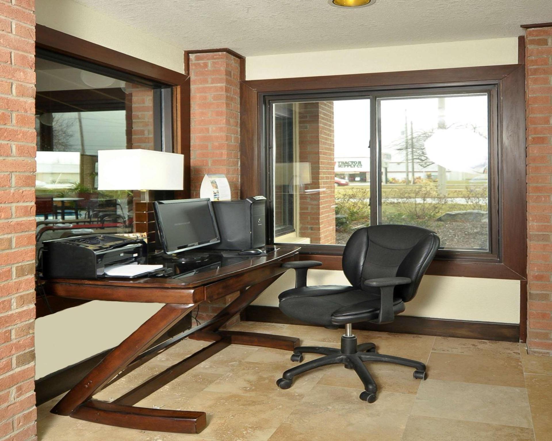 Best Western Norwalk photo 10