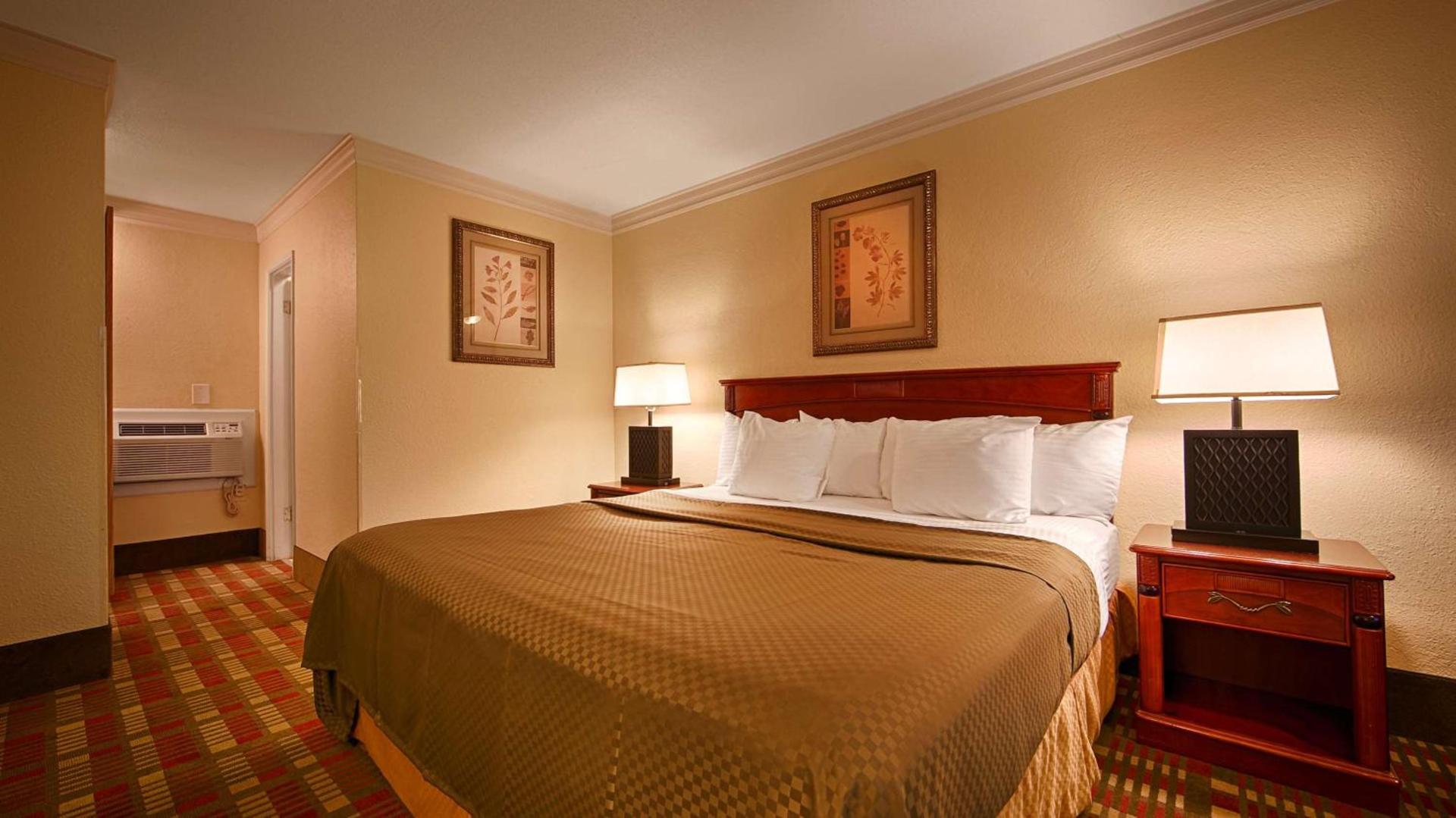 Best Western Garden Villa Inn photo 4