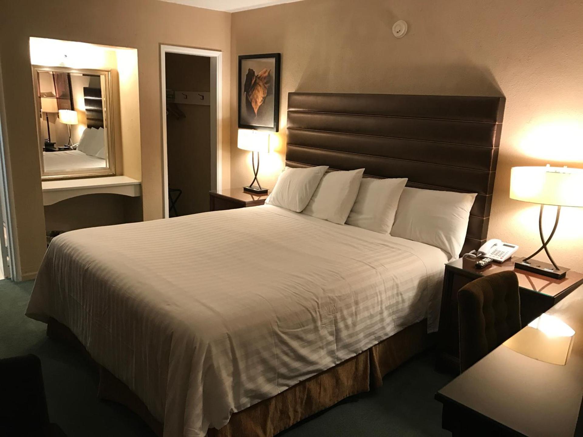 Discovery Inn photo 7