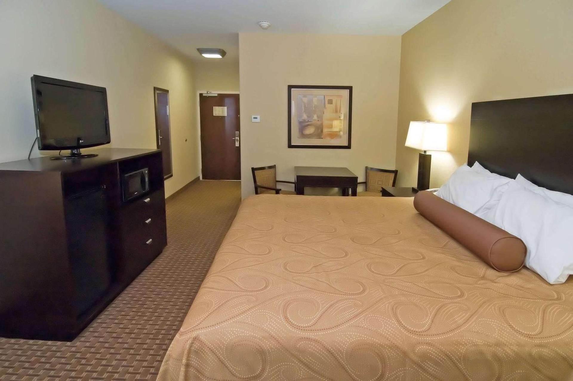 Best Western Bastrop Pines Inn photo 14