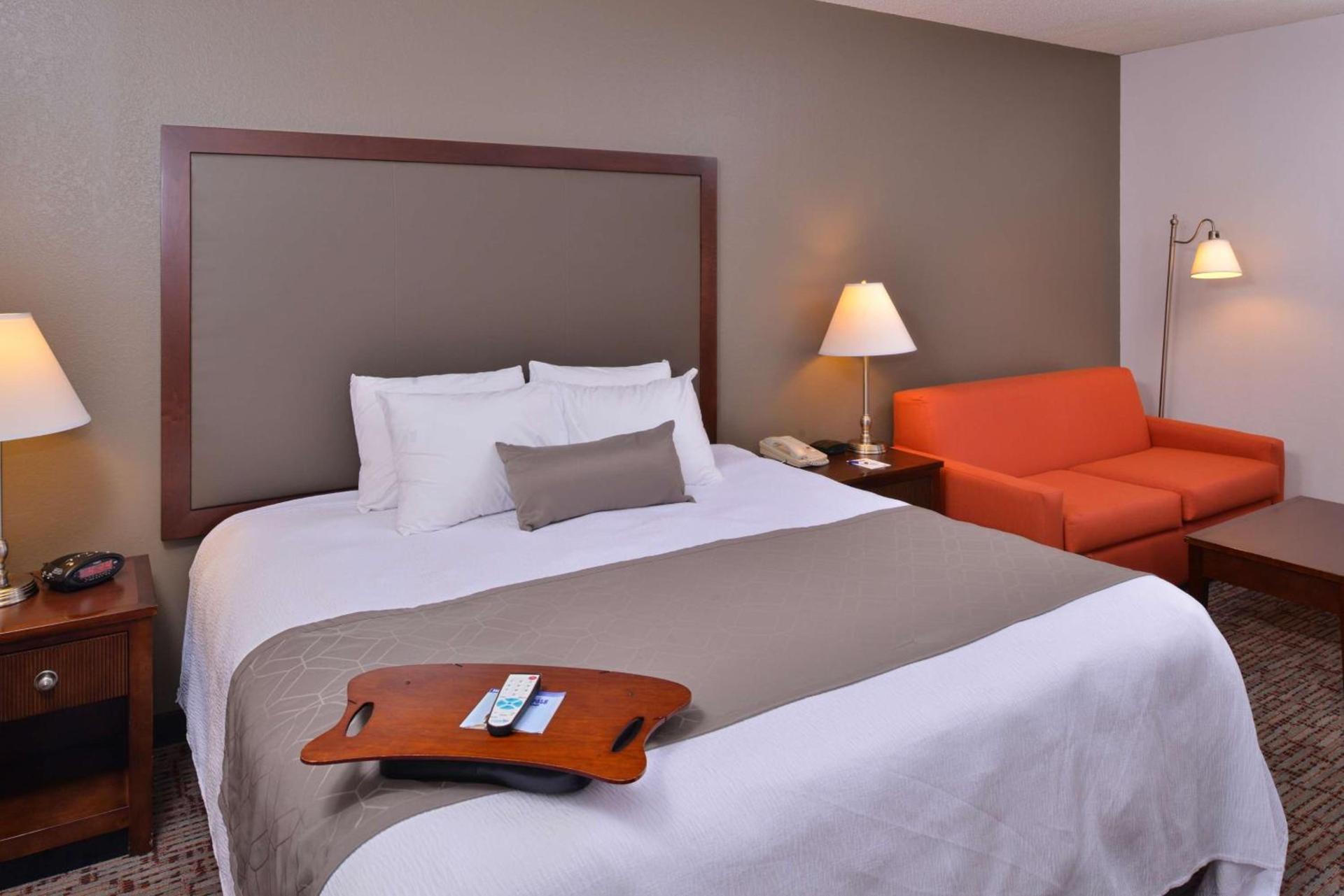 Best Western Plus Wichita West Airport Inn photo 11