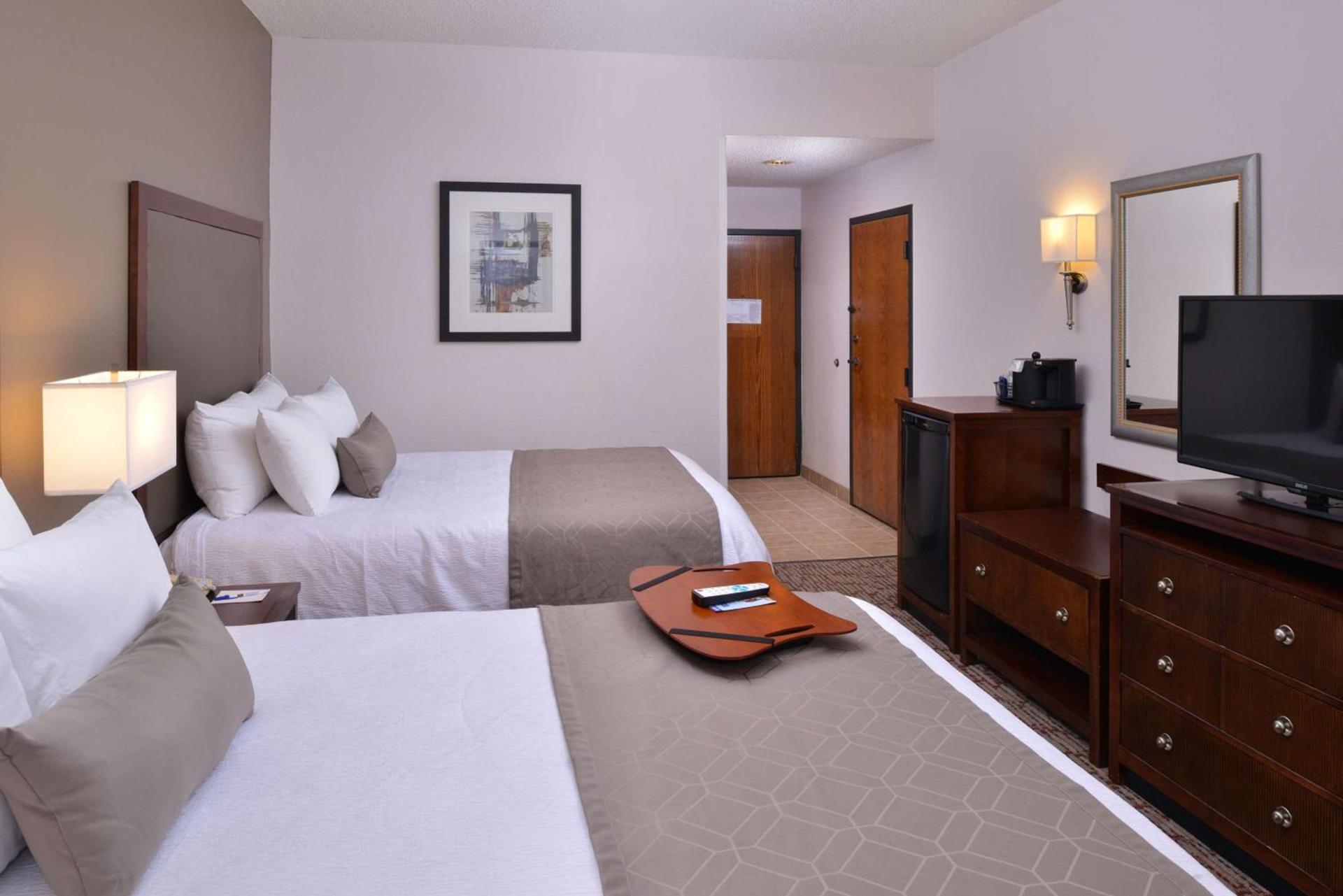 Best Western Plus Wichita West Airport Inn photo 13