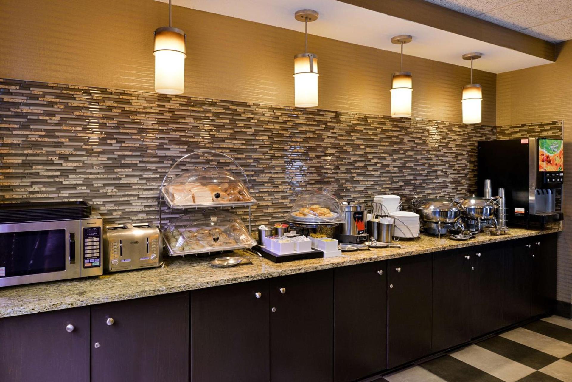 Best Western Plus Wichita West Airport Inn photo 21