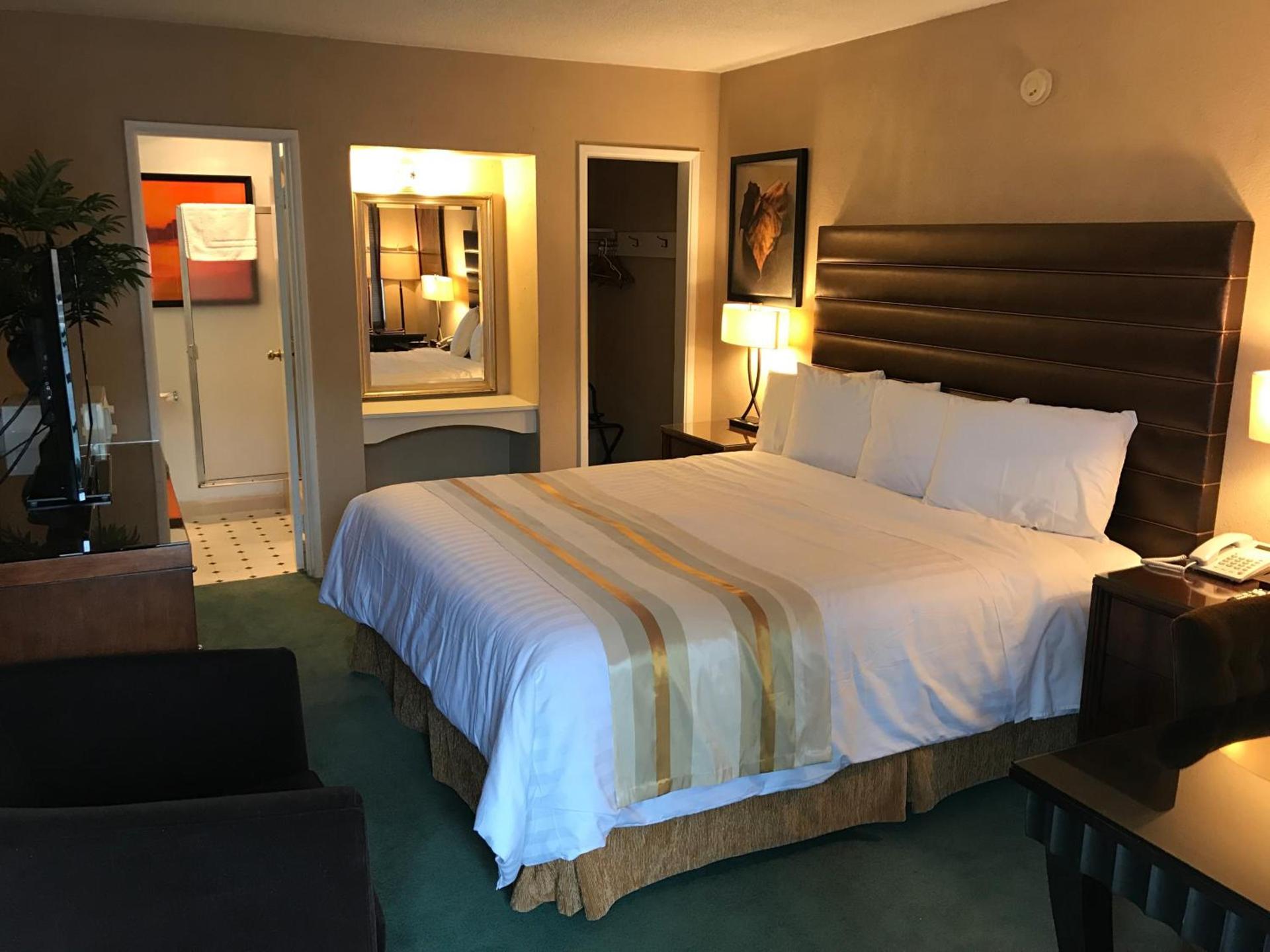 Discovery Inn photo 16