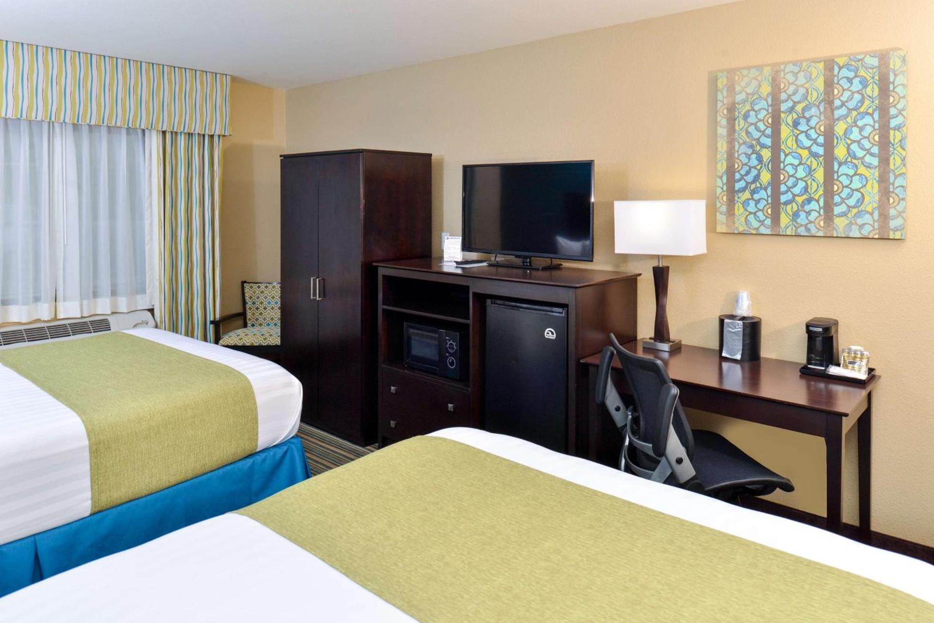 Best Western Long Beach Inn photo 10