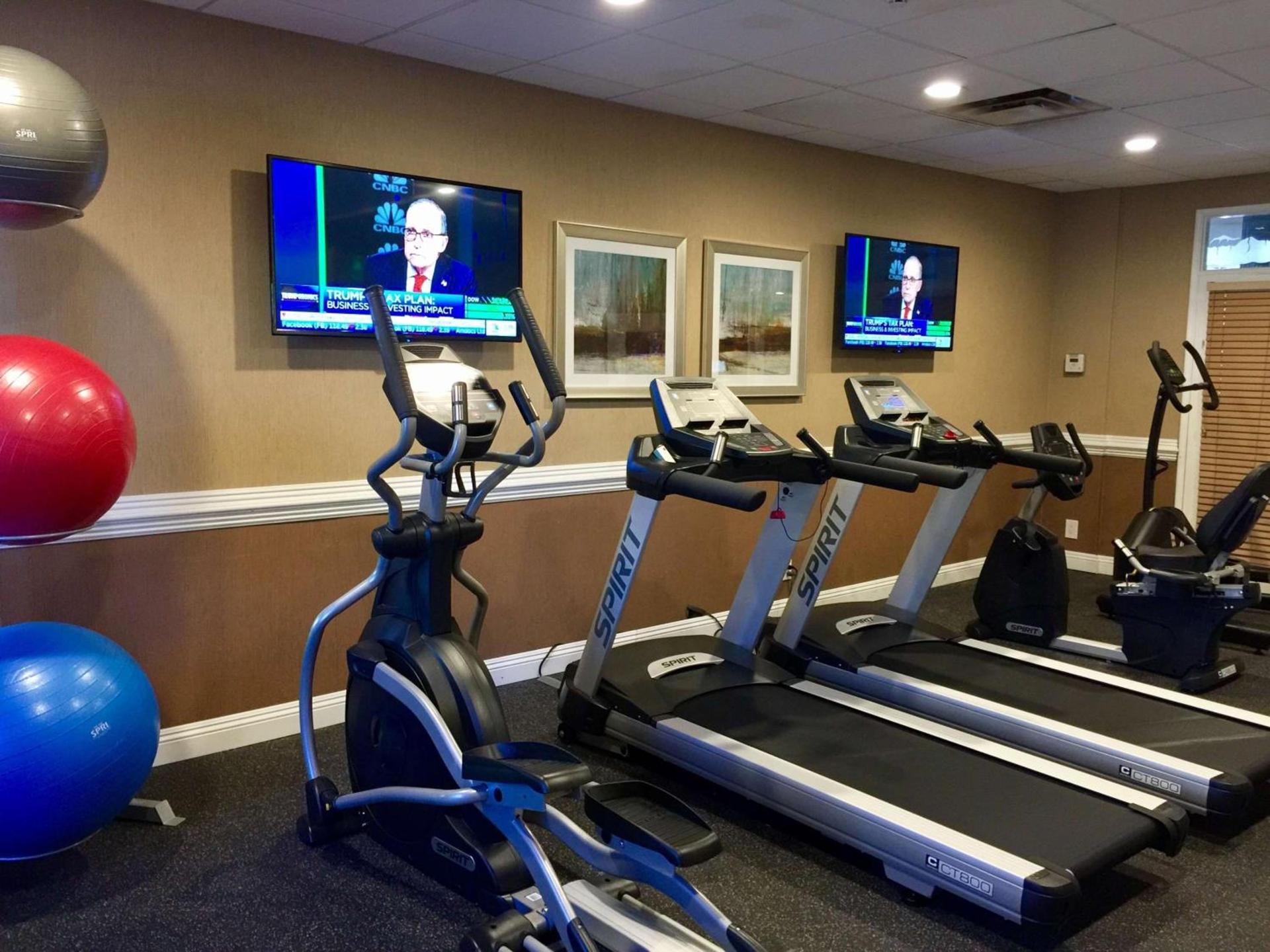 Hotel d'Lins Ontario Airport photo 30