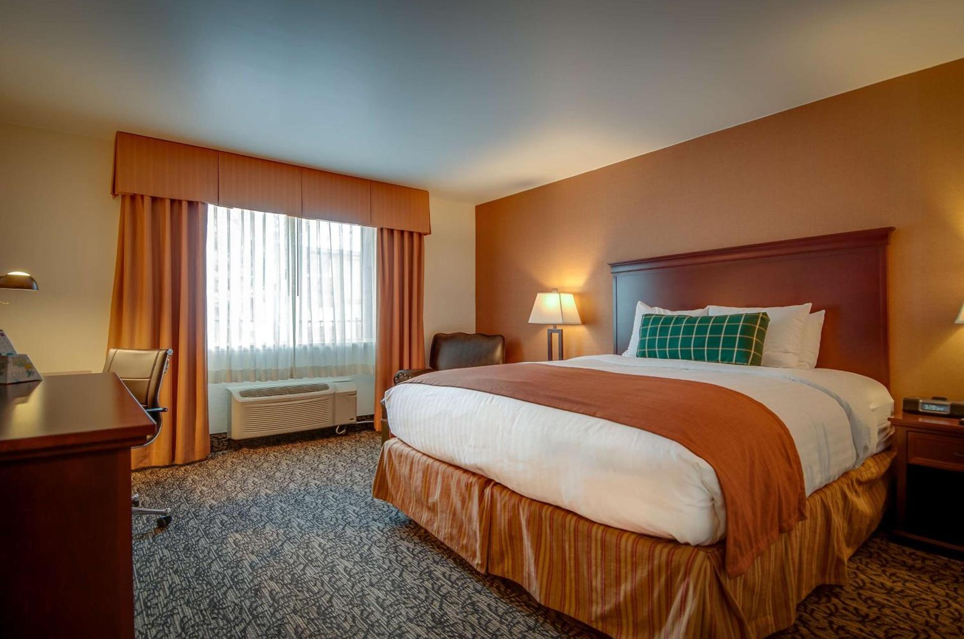 Best Western Plus Truckee-Tahoe Hotel photo 15