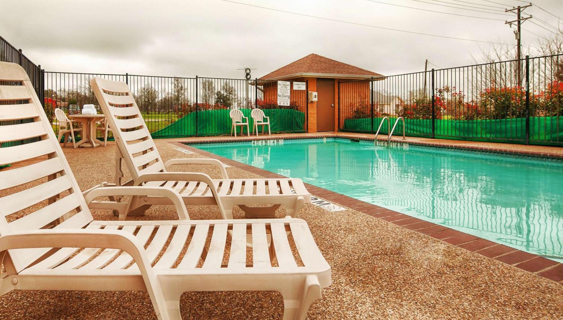 Quality Inn & Suites - Marlin photo 17