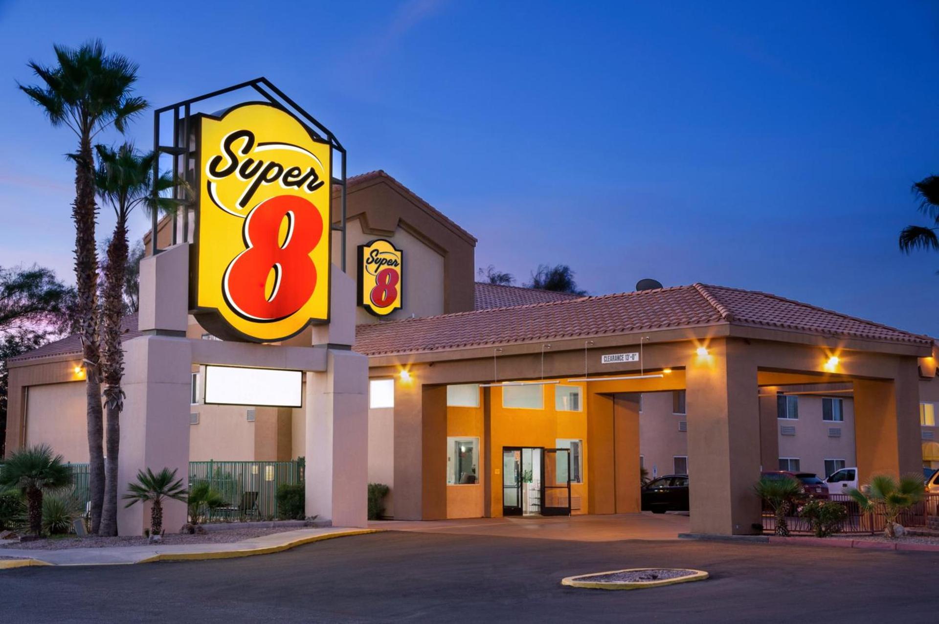Super 8 by Wyndham Marana/Tucson Area photo 30