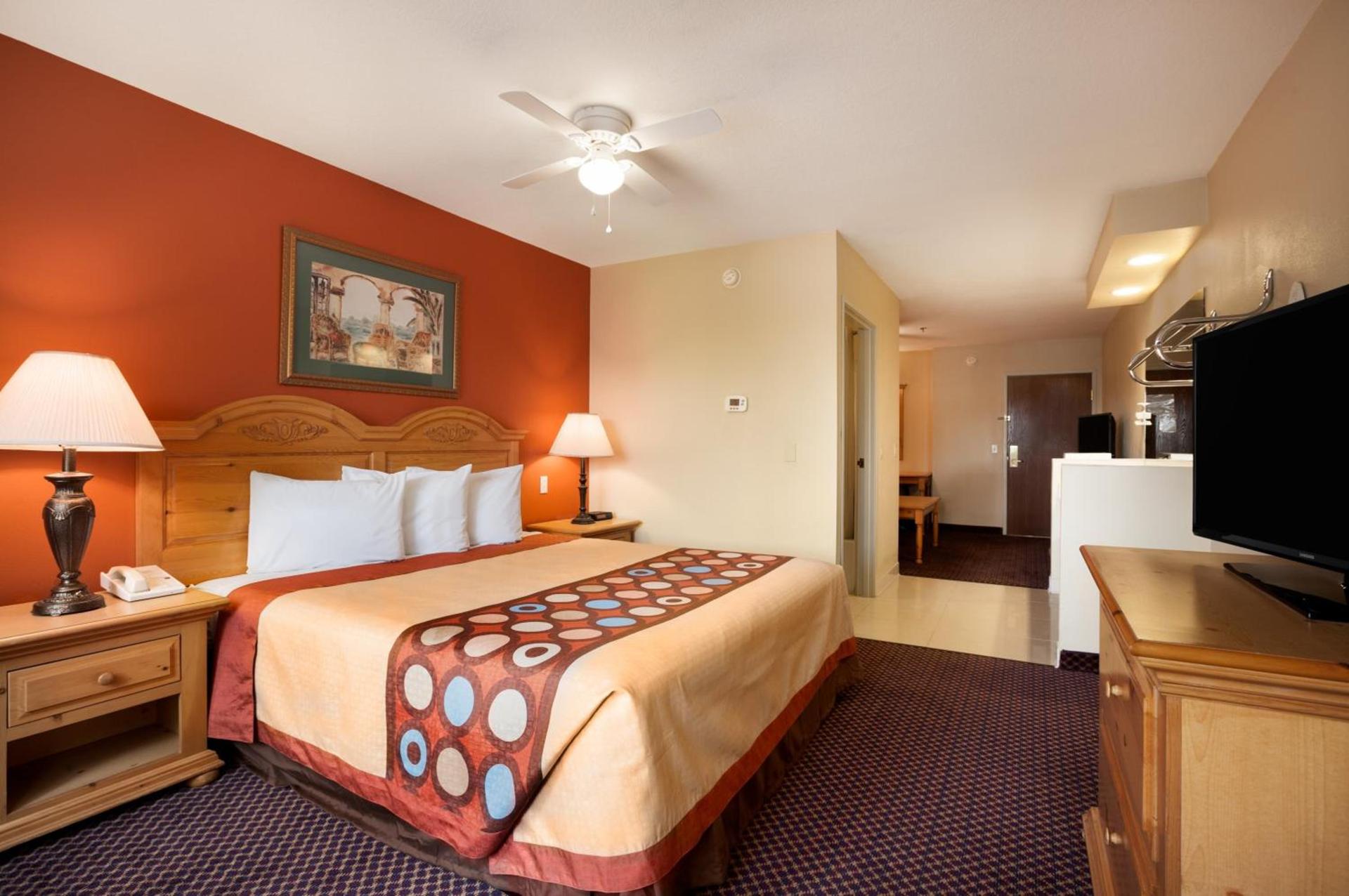 Super 8 by Wyndham Marana/Tucson Area photo 21