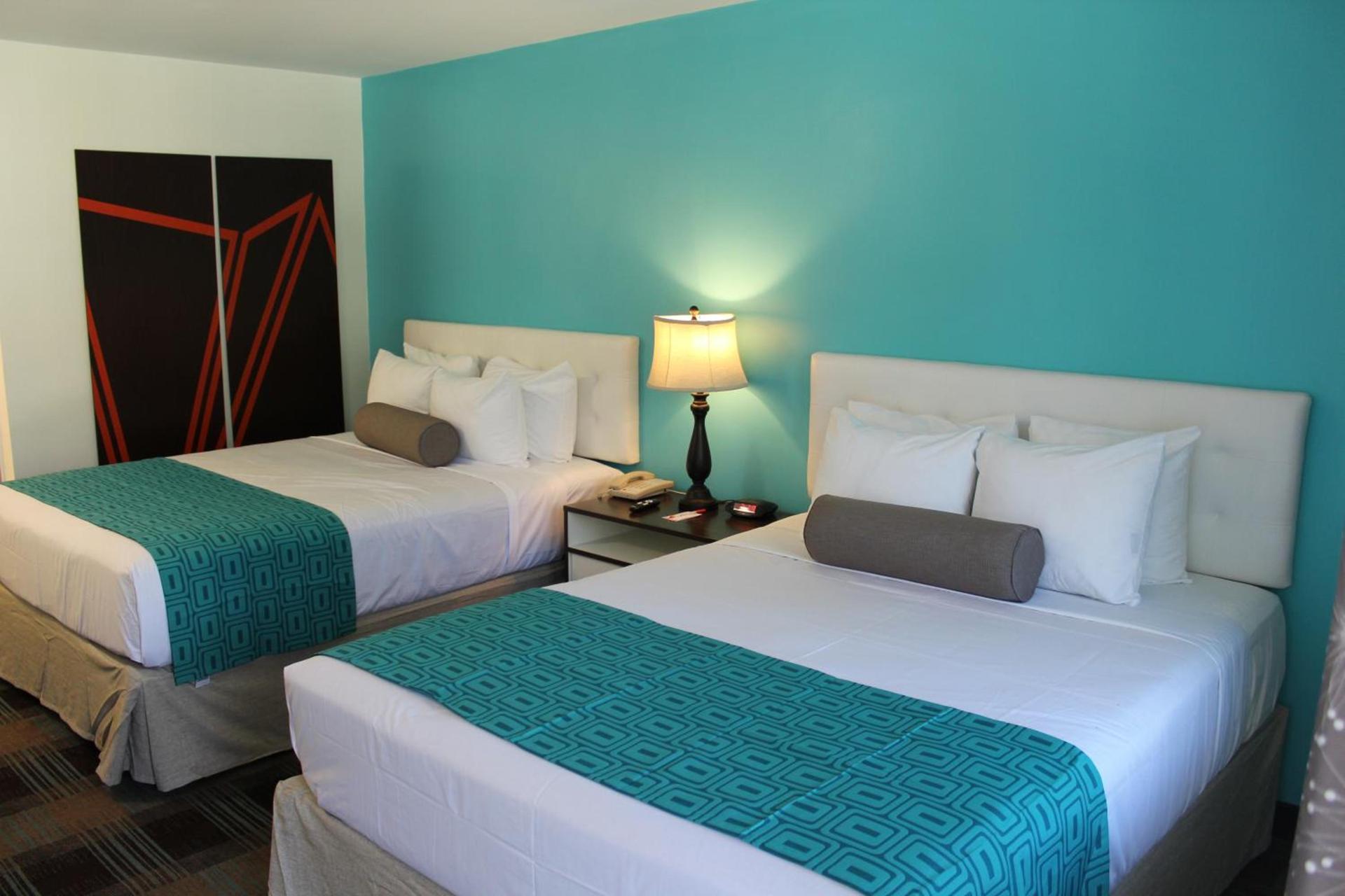 Howard Johnson by Wyndham San Diego Hotel Circle photo 37