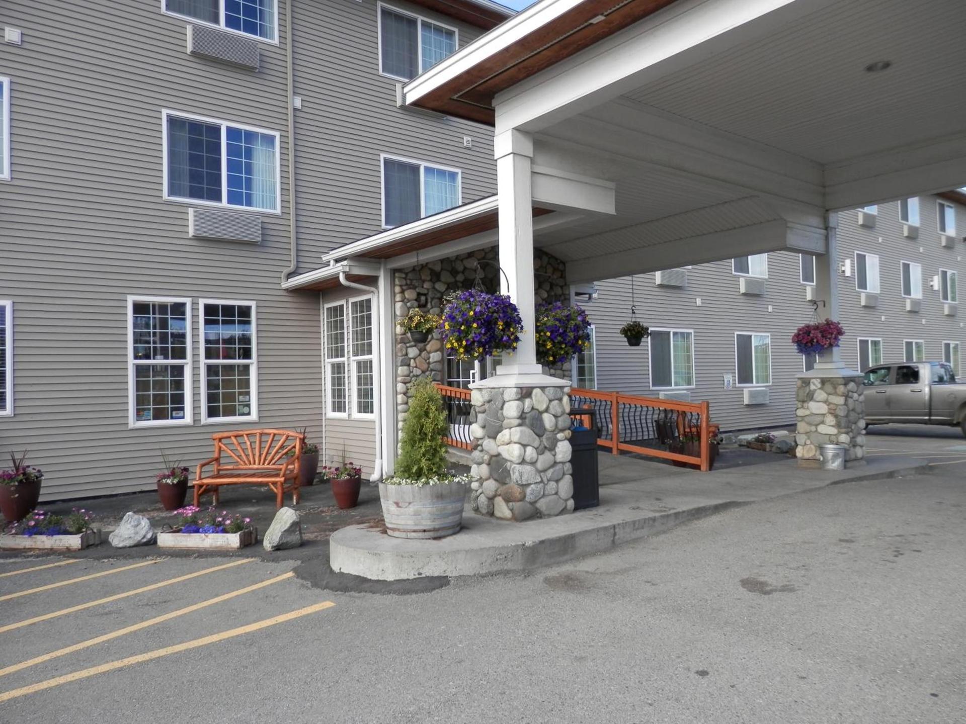 Grand View Inn & Suites — hotel in Wasilla