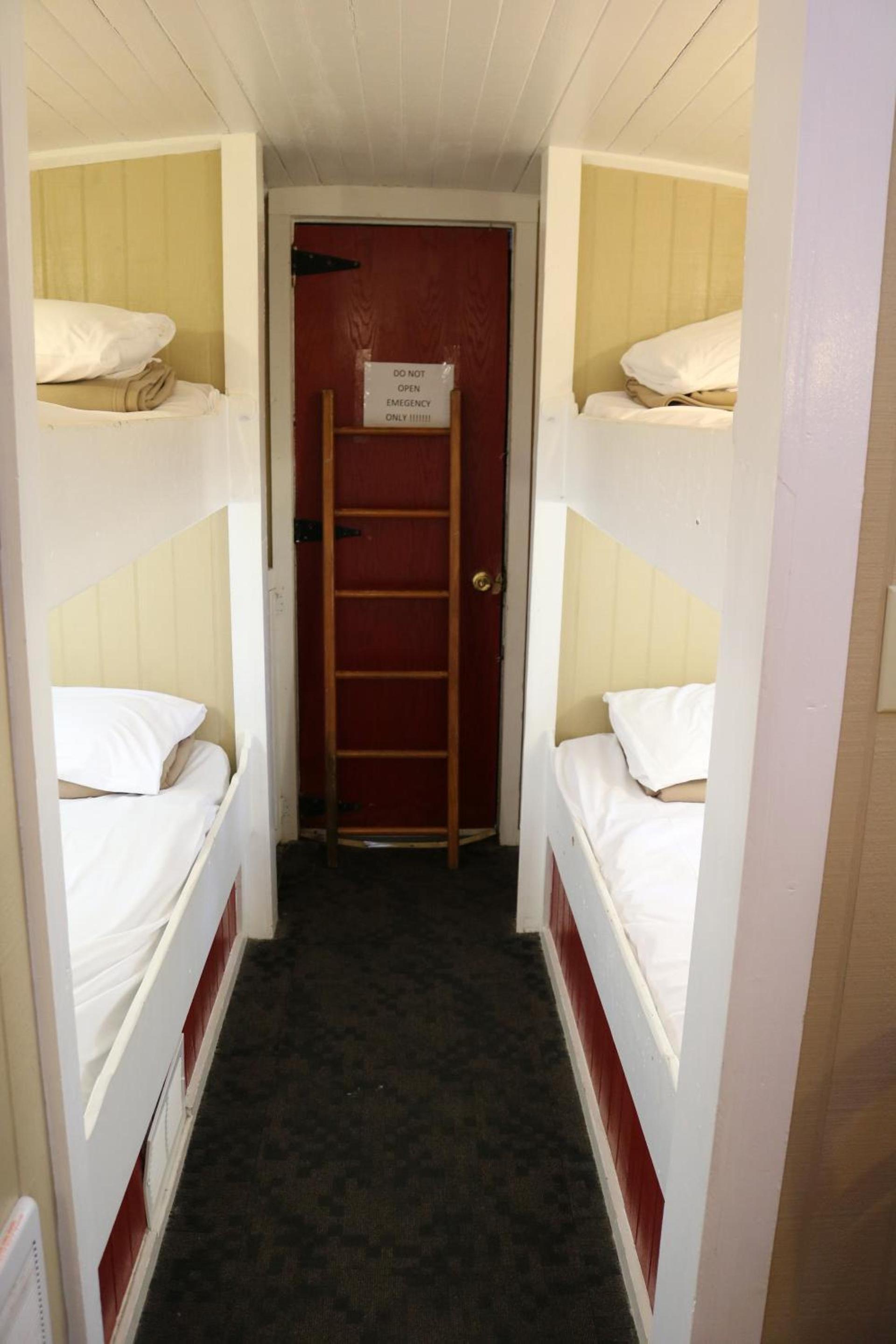 Red Caboose Motel & Restaurant photo 29