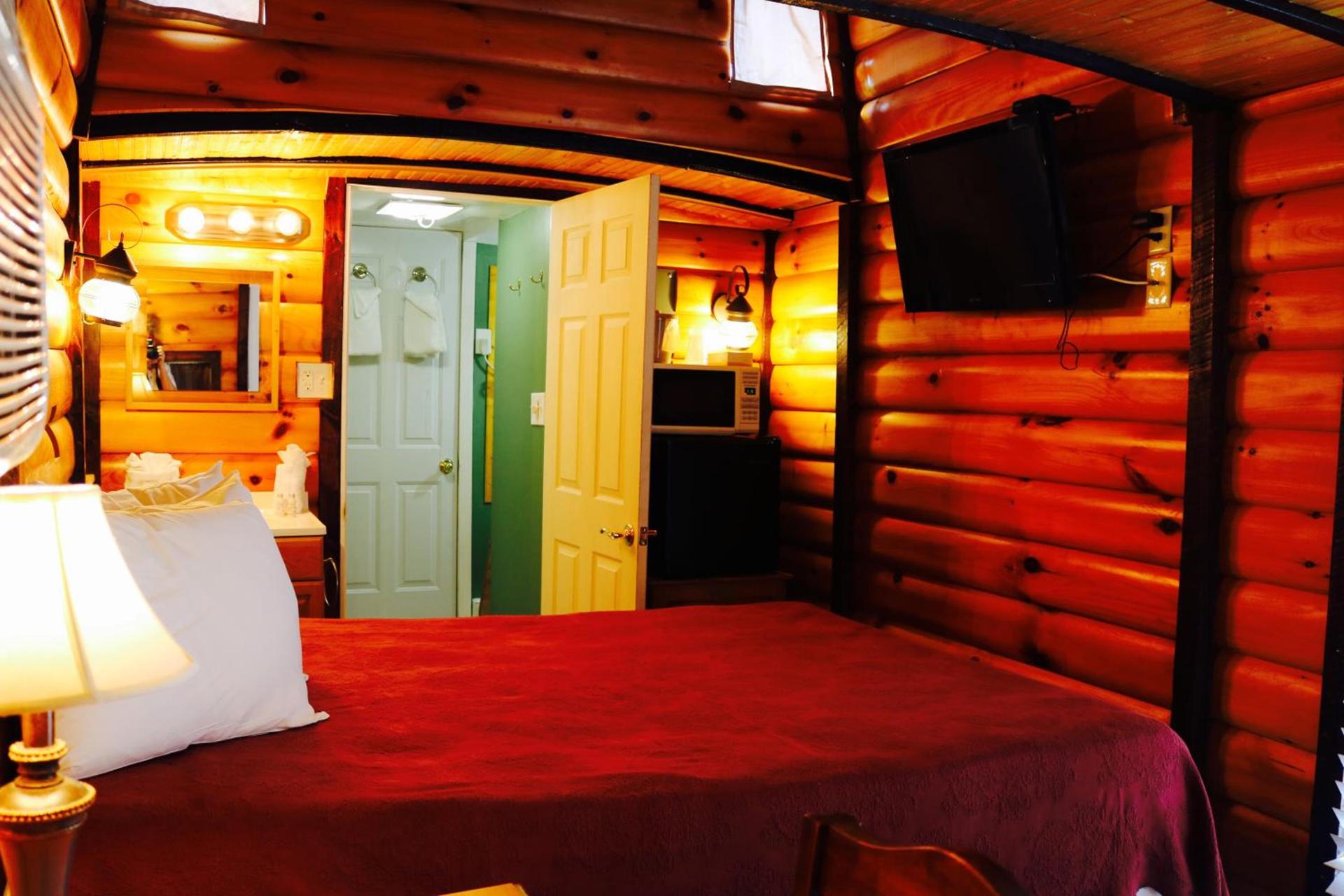 Red Caboose Motel & Restaurant photo 19