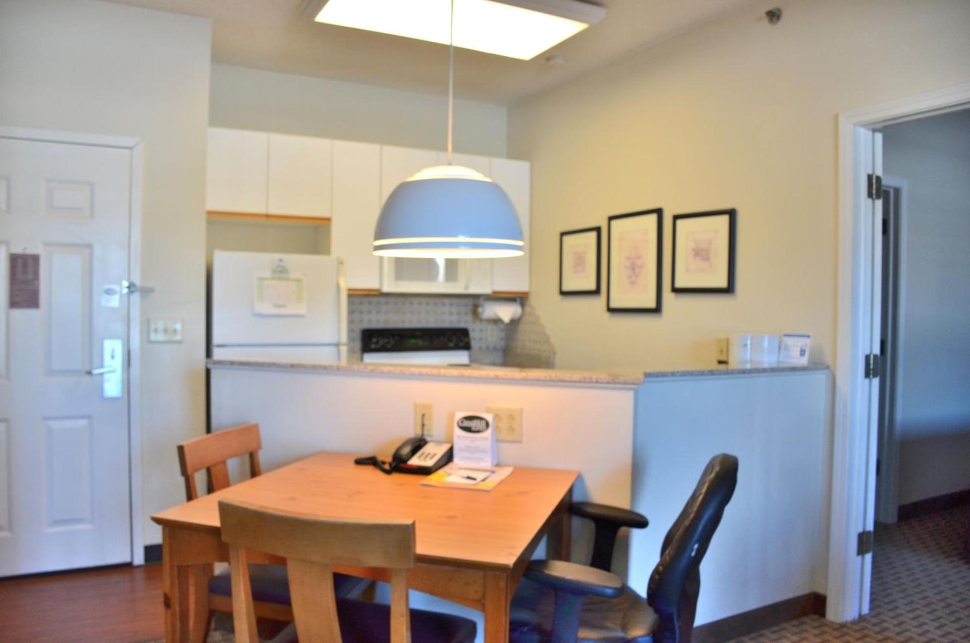 Cresthill Suites Syracuse photo 16