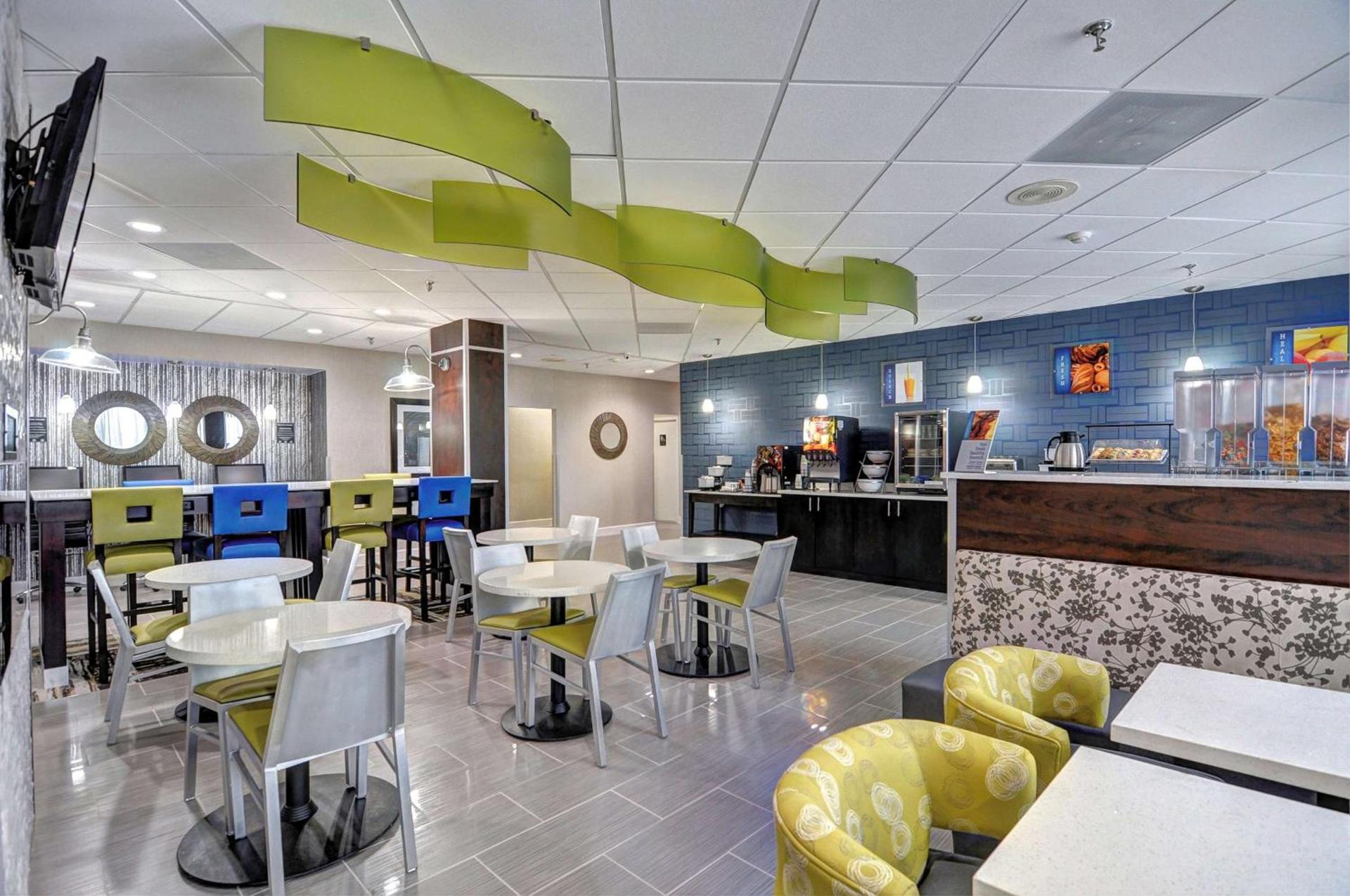 Best Western Plus Hanes Mall photo 20