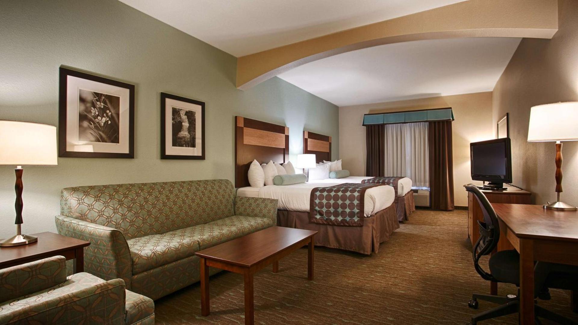 Best Western Plus Texarkana Inn and Suites photo 5