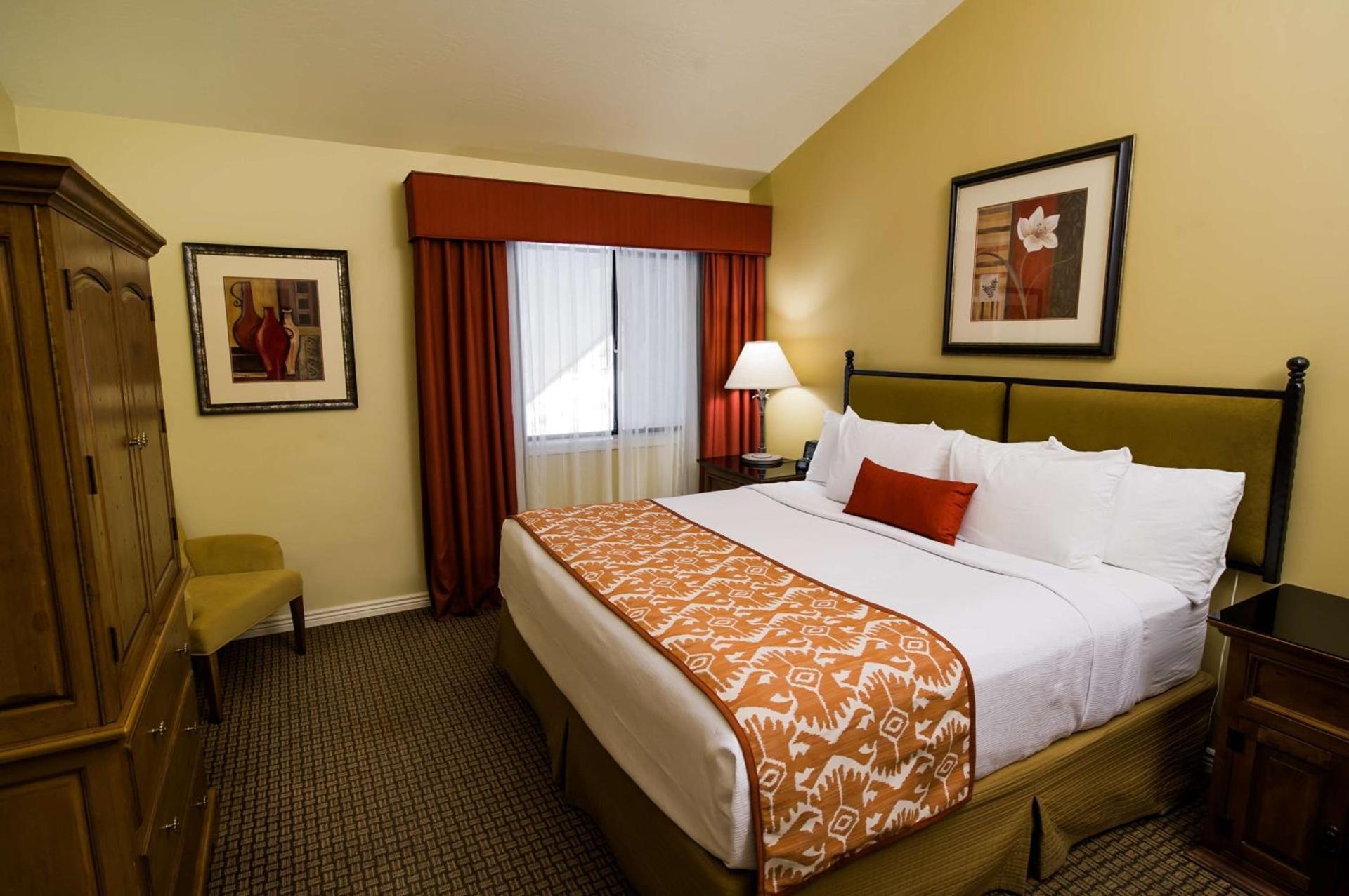 Best Western Plus Arroyo Roble Hotel & Creekside Villas photo 79