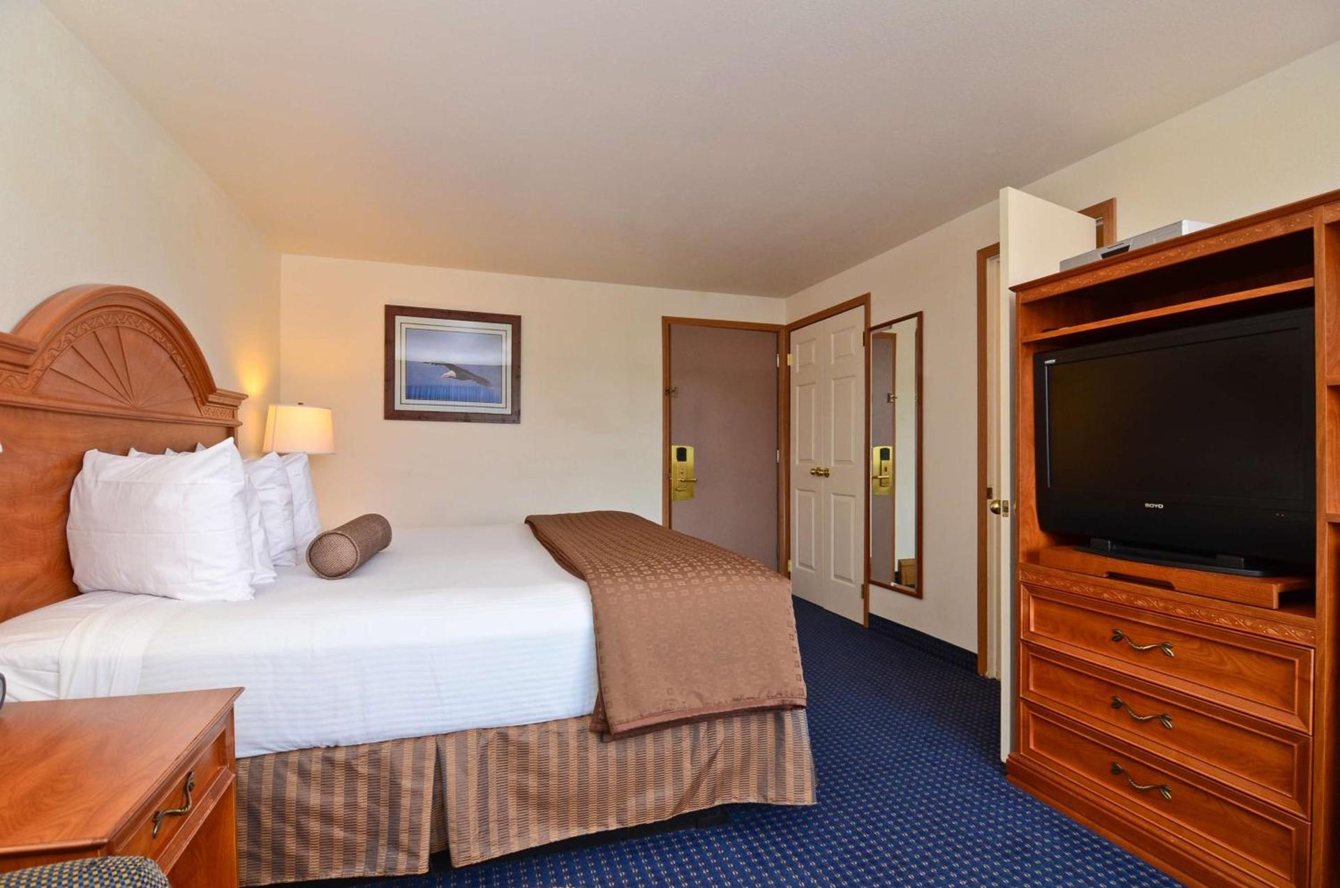 Best Western Valdez Harbor Inn photo 13