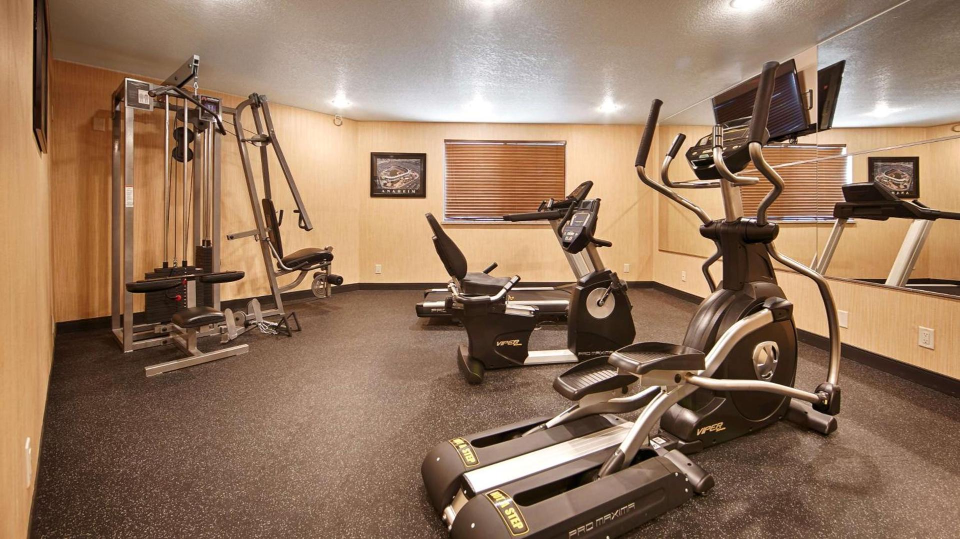 Best Western San Dimas Hotel & Suites photo 36