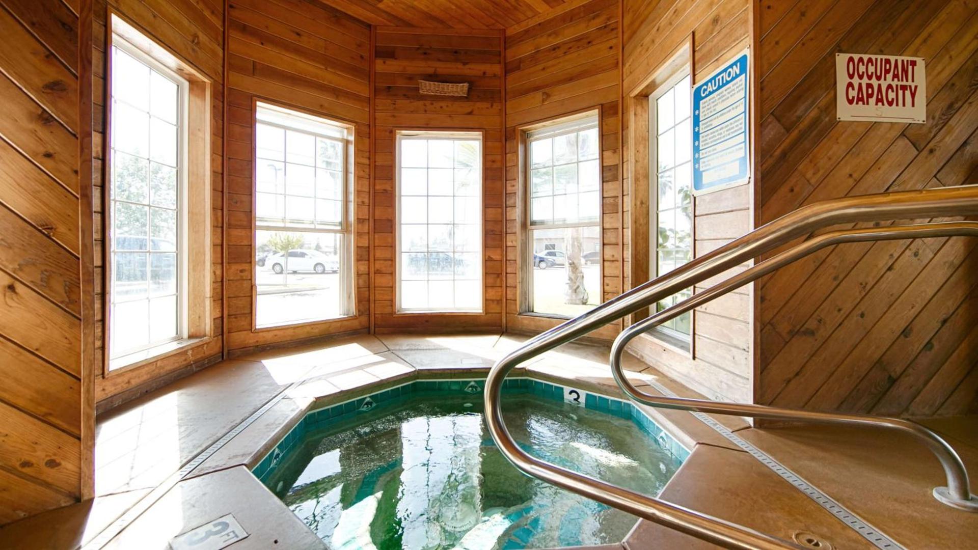 Best Western Liberty Inn photo 2