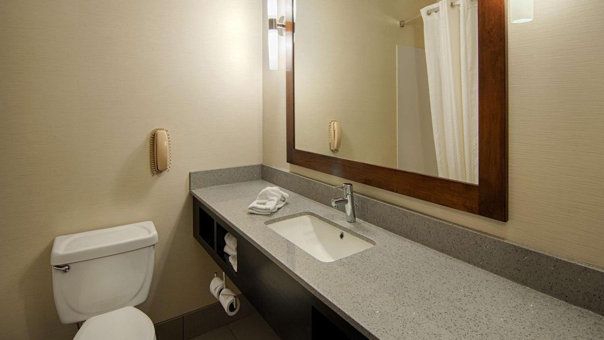 Best Western Elkhart Inn & Suites photo 19
