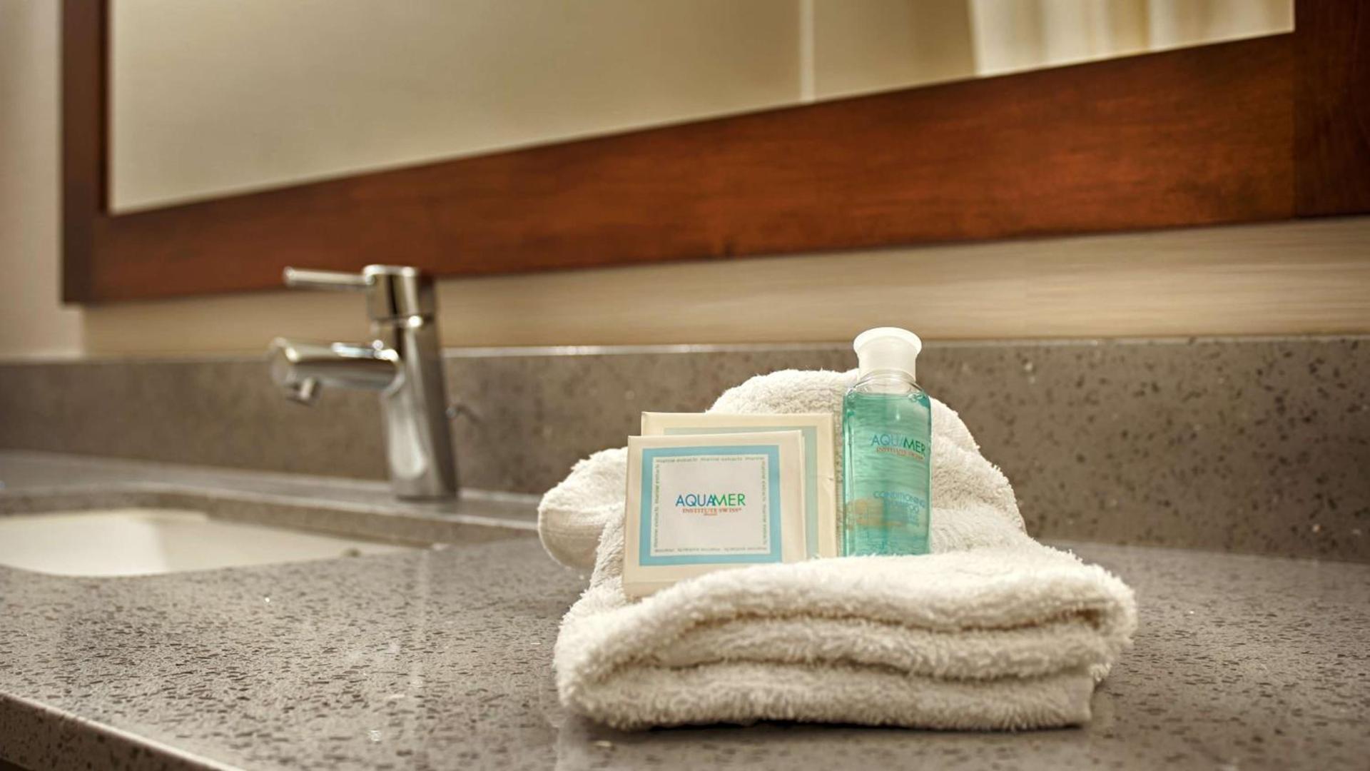 Best Western Elkhart Inn & Suites photo 18