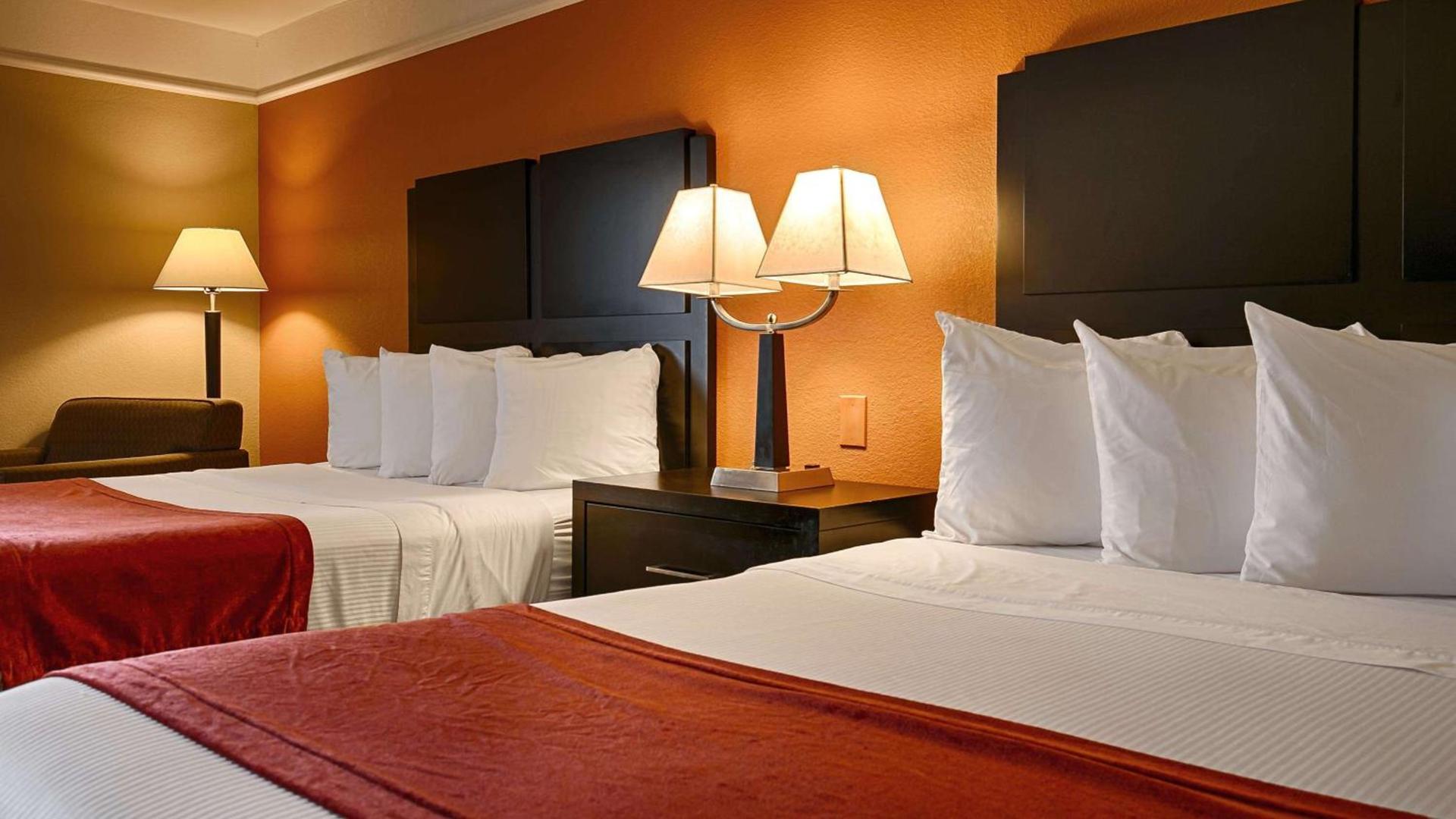 Best Western Inn & Suites - Lake Charles photo 17