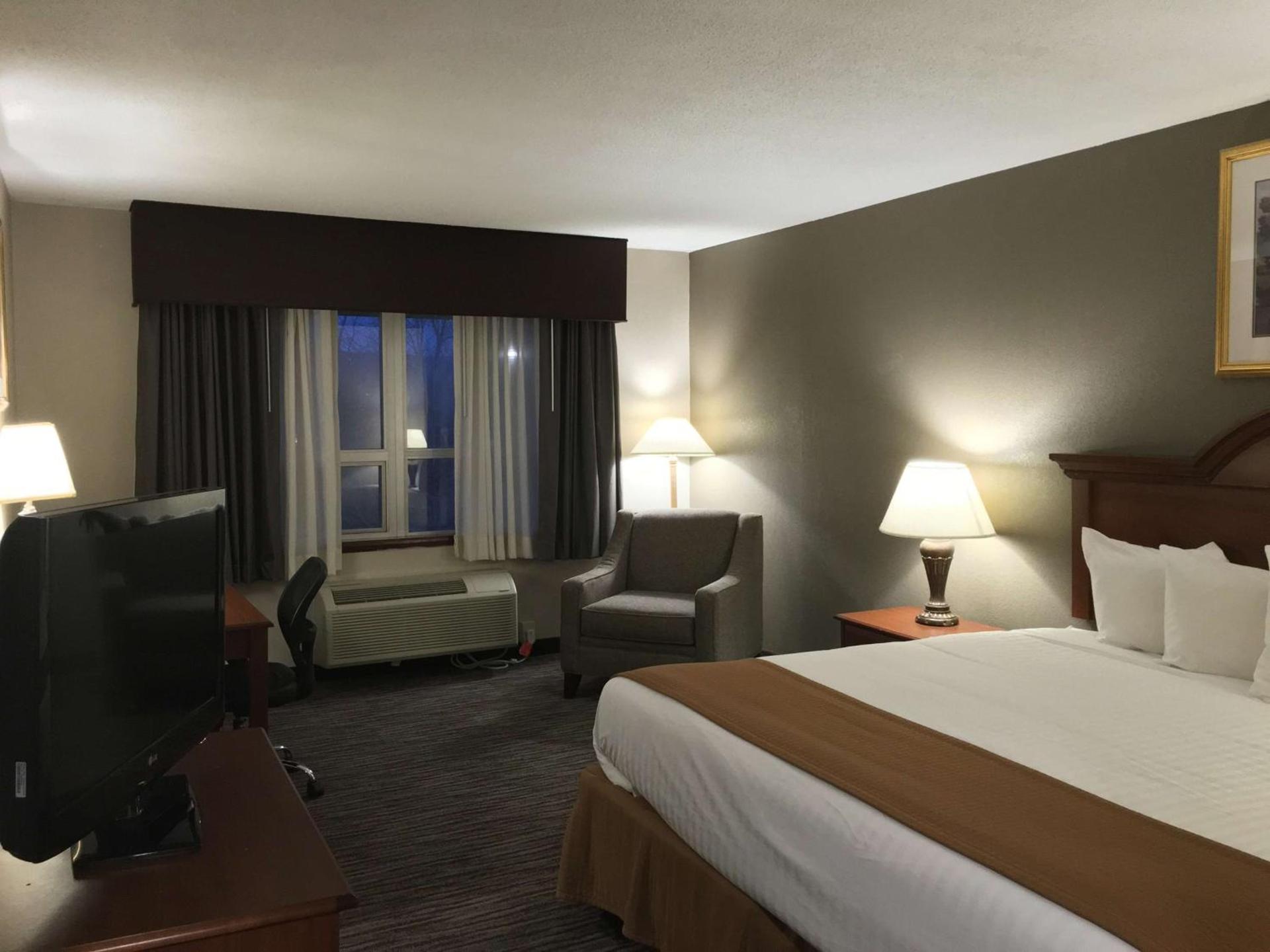 Best Western Gateway Adirondack Inn photo 13