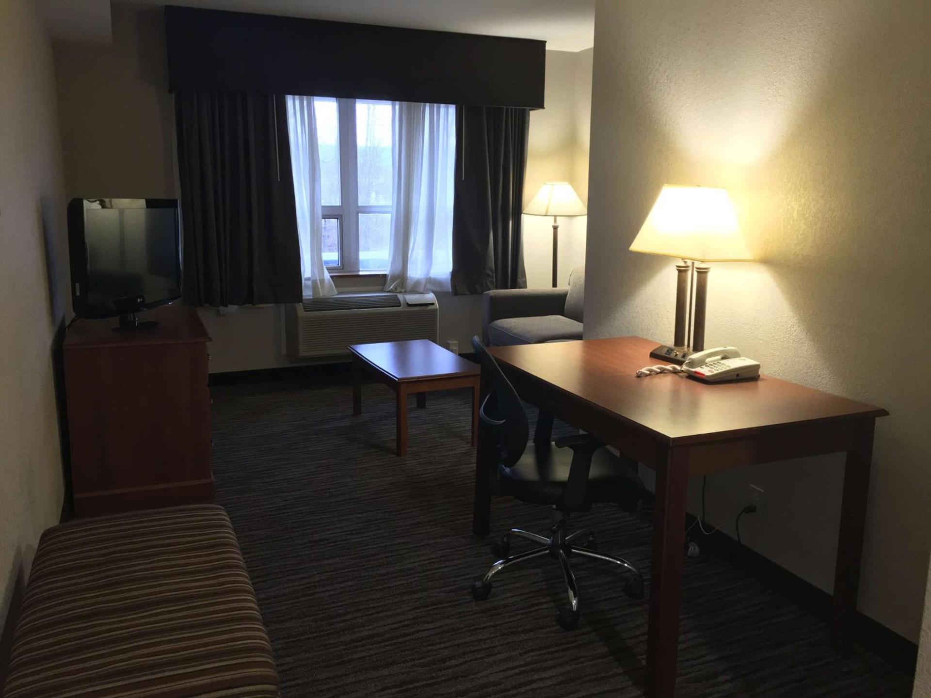 Best Western Gateway Adirondack Inn photo 20