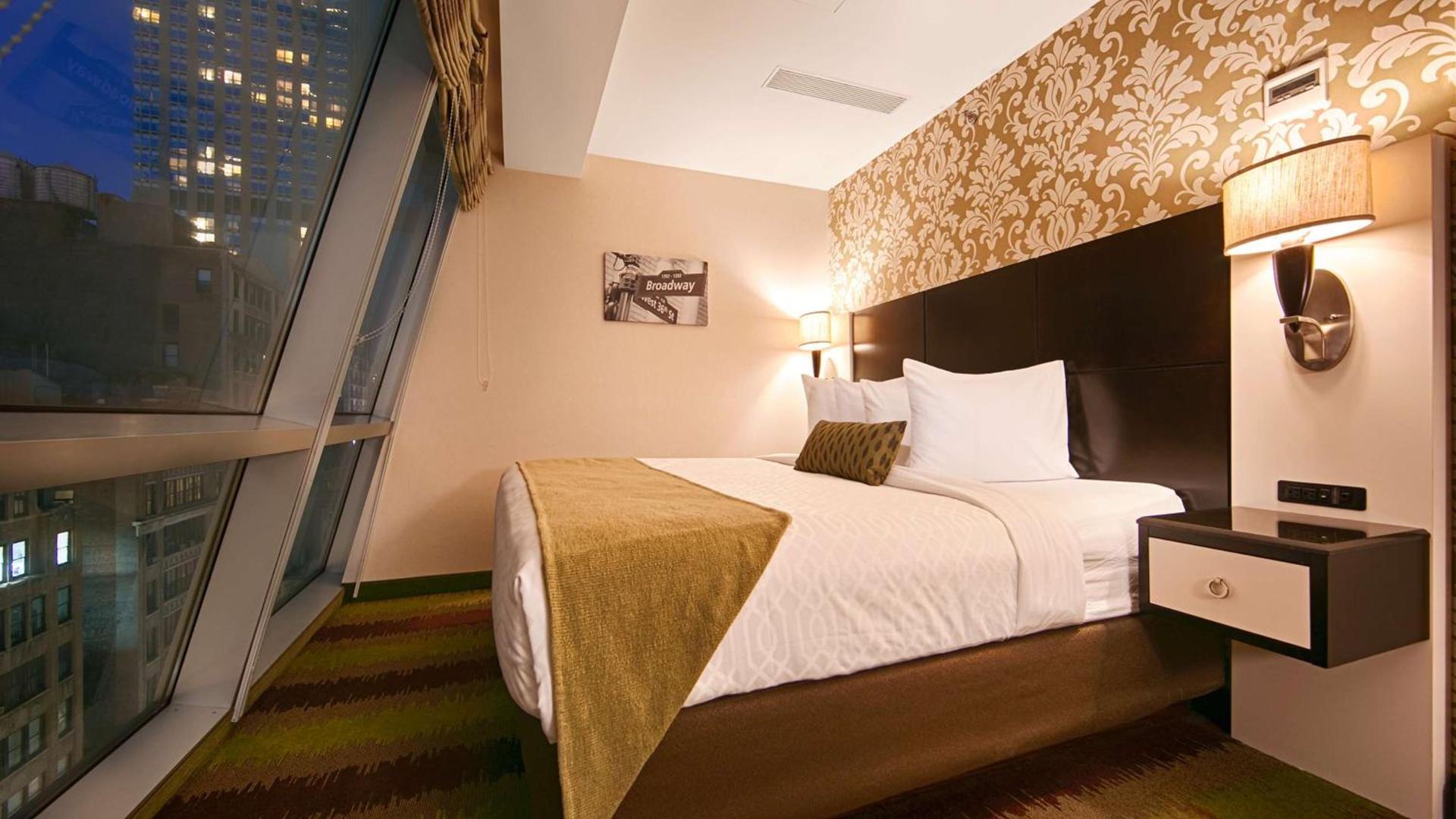 Best Western Premier Herald Square photo 18