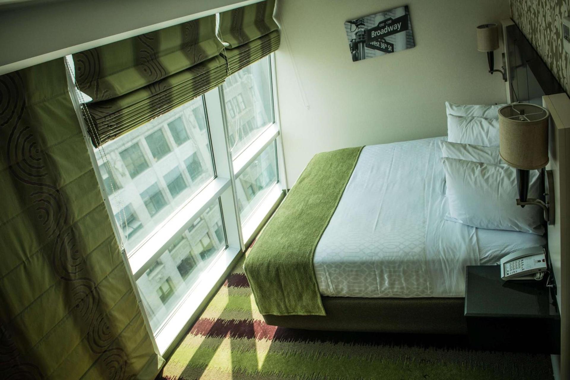 Best Western Premier Herald Square photo 23