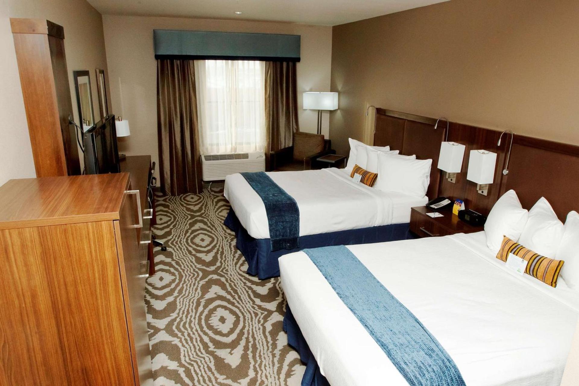 Best Western Plus Williston Hotel & Suites photo 25