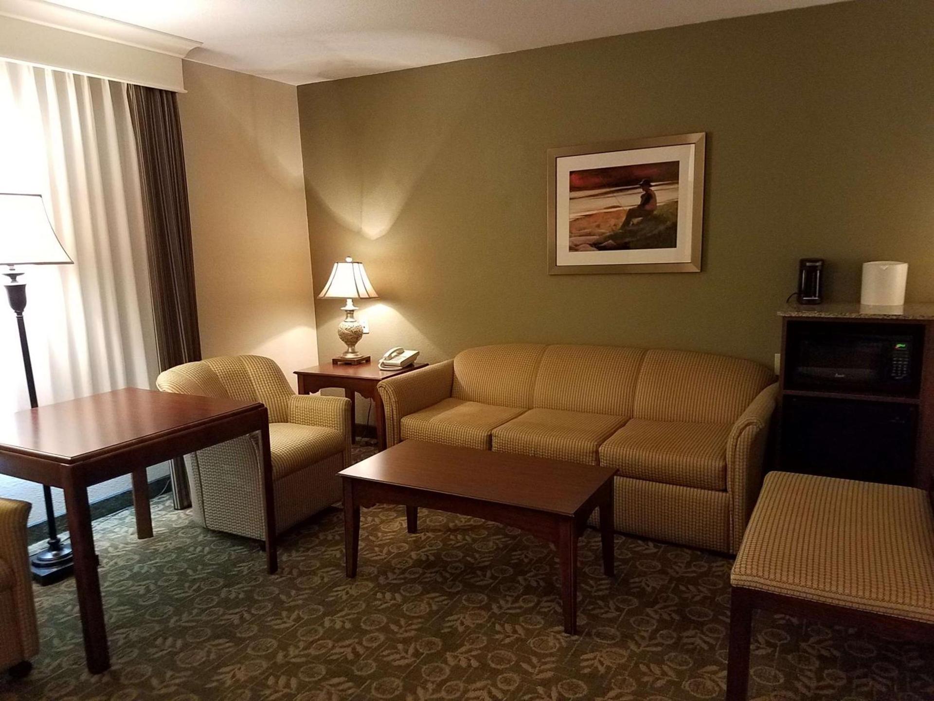Best Western Salbasgeon Inn & Suites photo 29