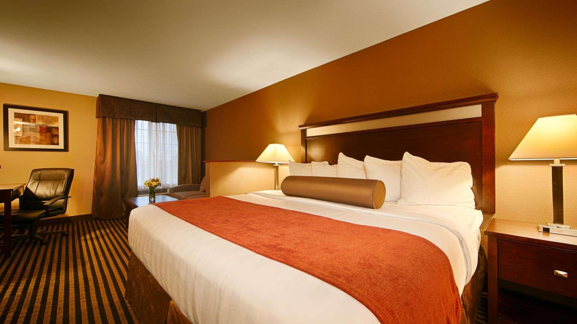 Best Western Plus Prairie Inn photo 3