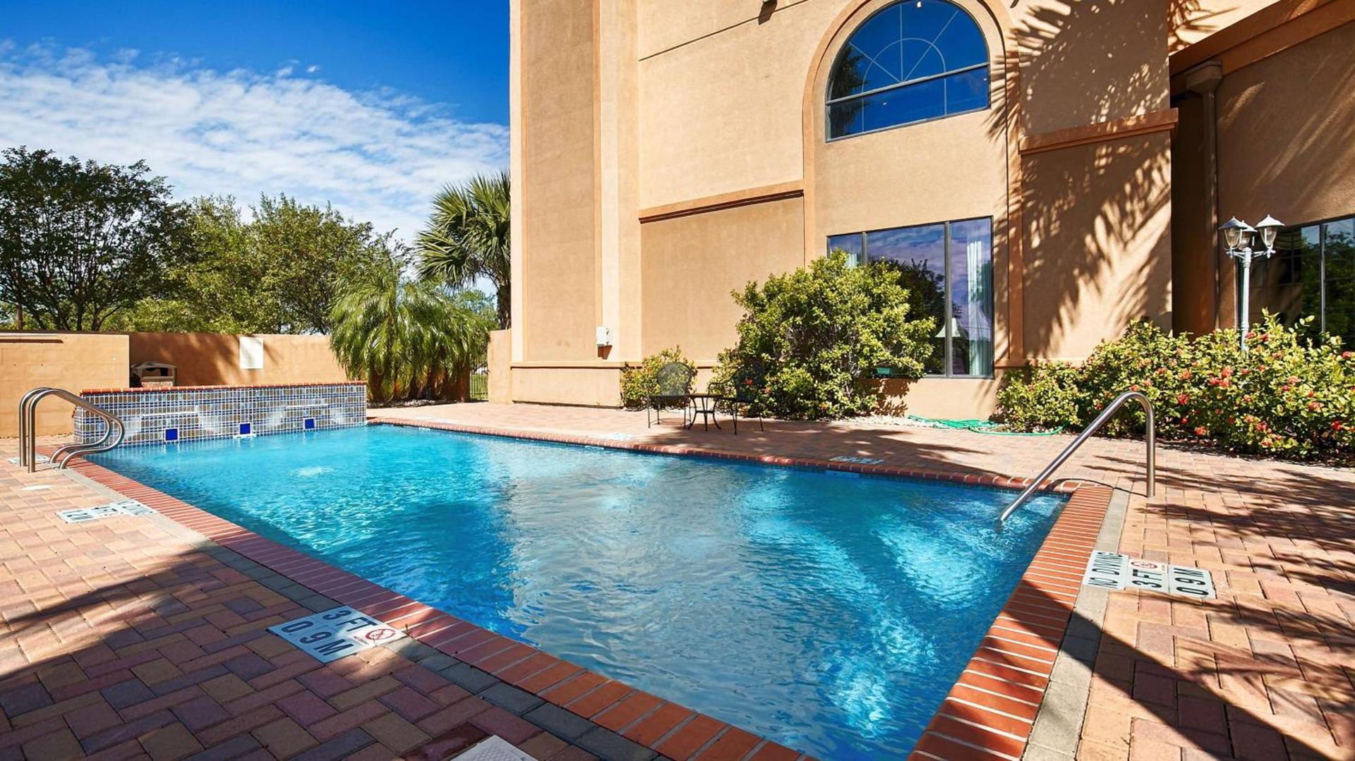 Best Western Casa Villa Suites photo 3