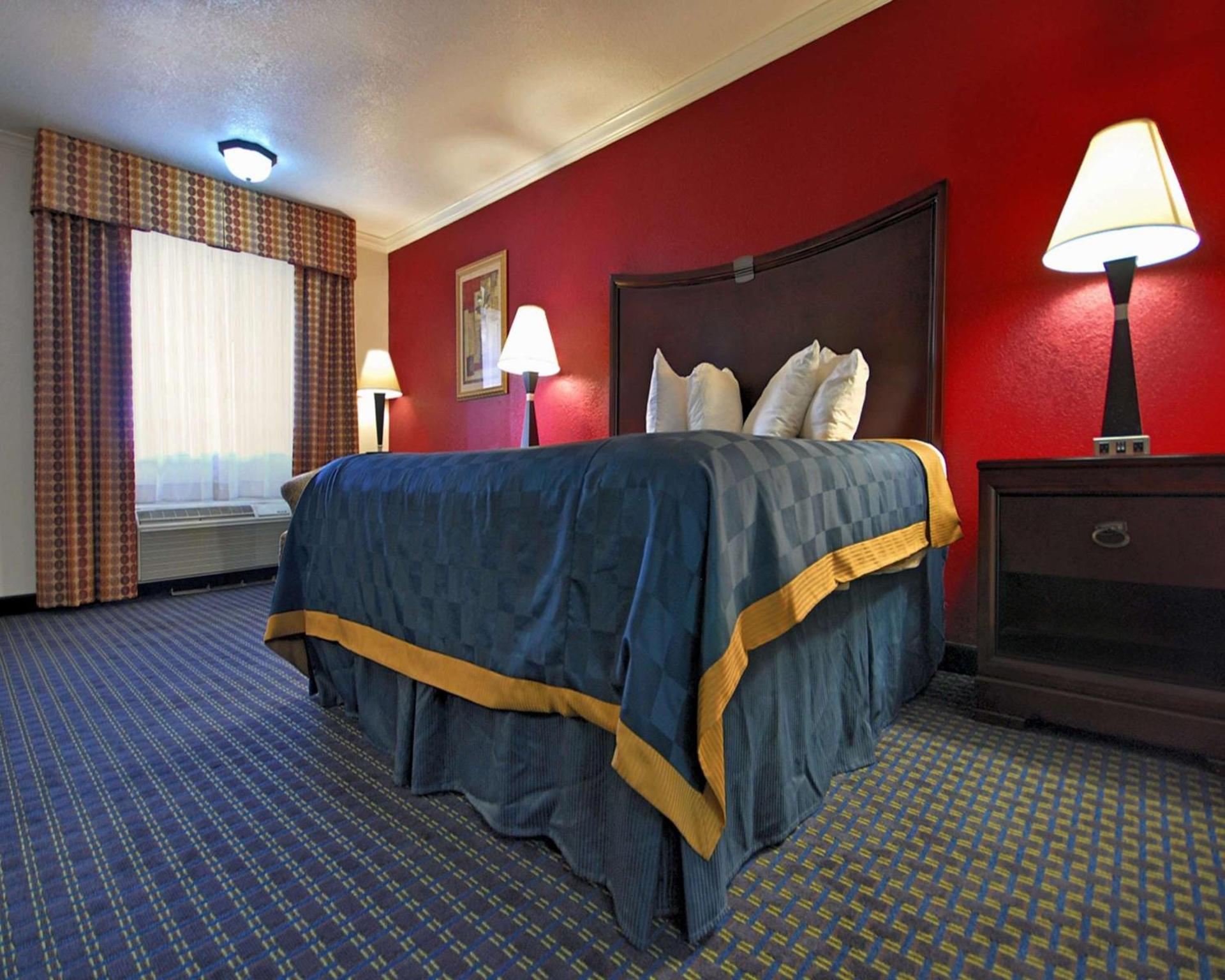 Americas Best Value Inn Kingsville photo 10