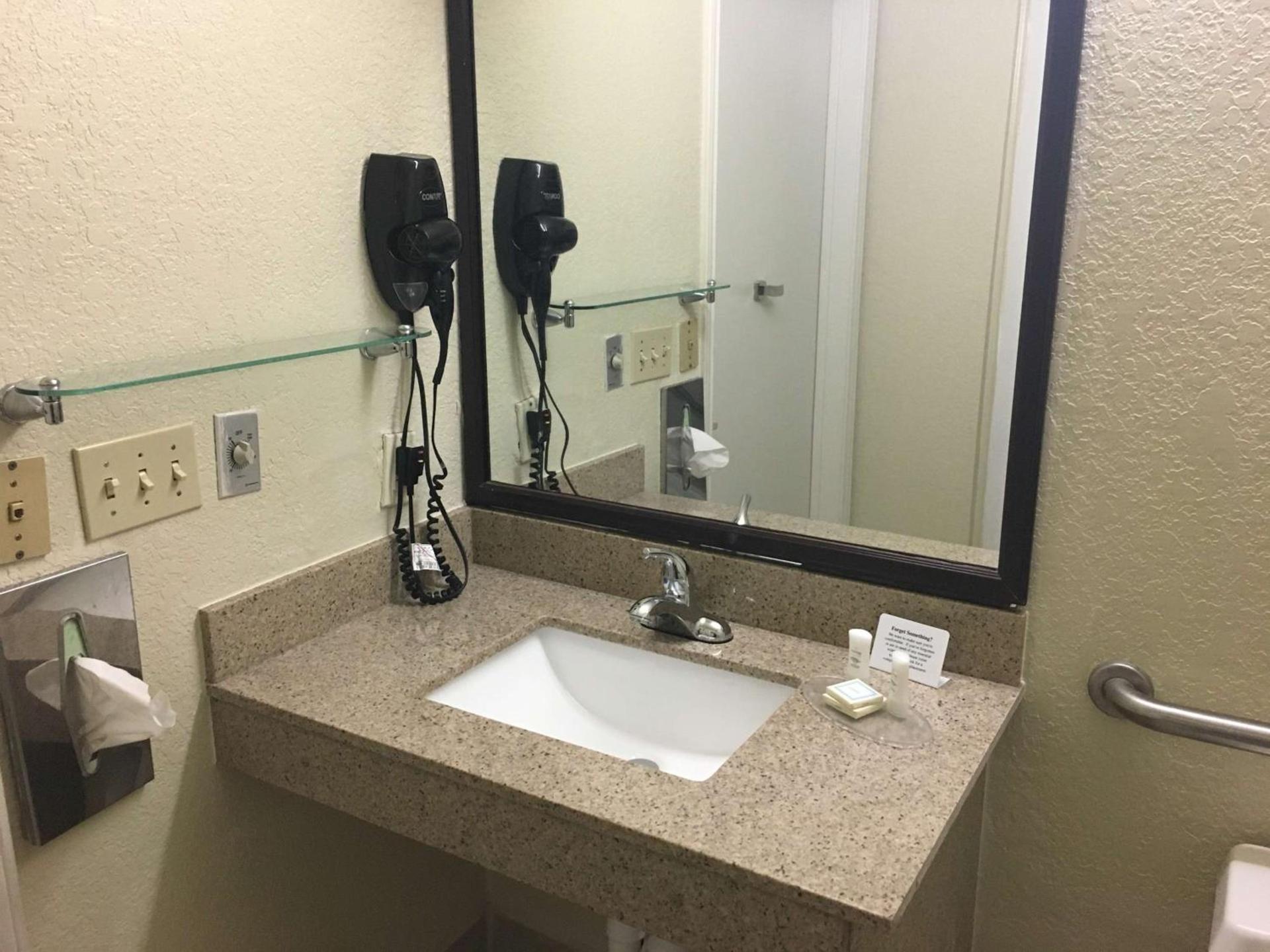 Best Western San Marcos photo 15