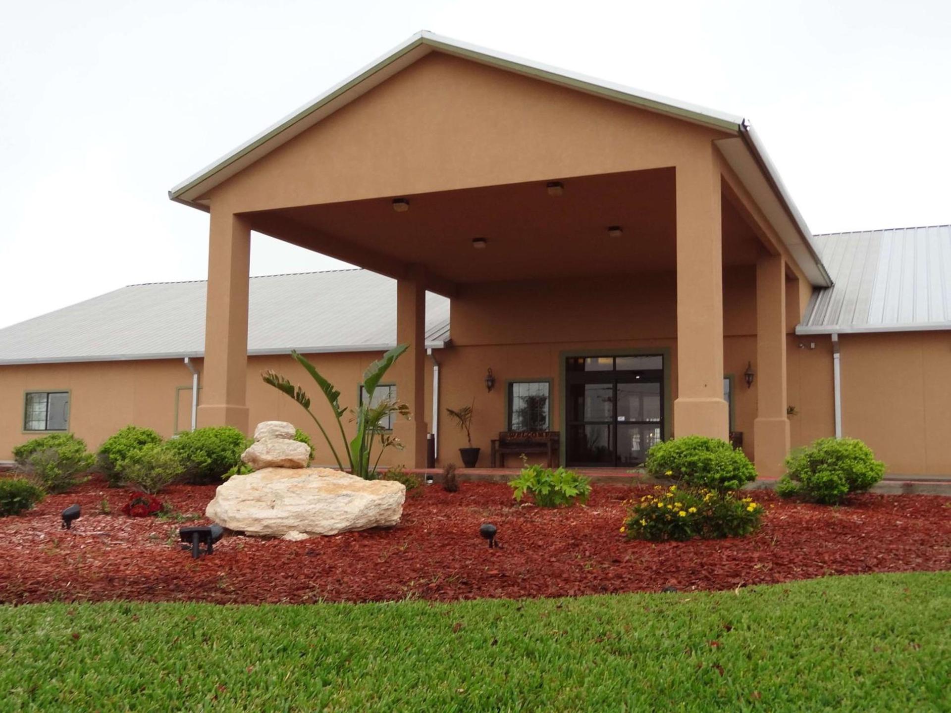 Best Western Hebbronville Inn photo 1