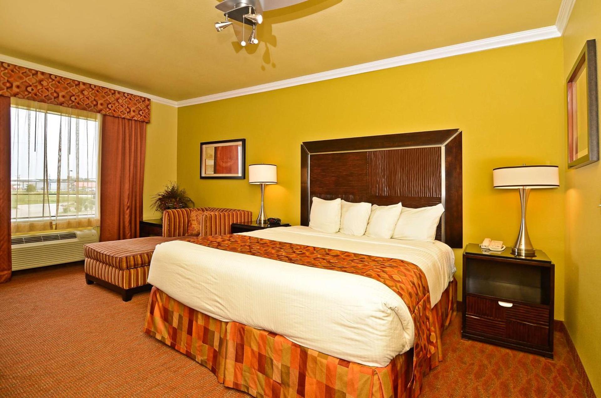 Best Western Plus Christopher Inn & Suites photo 15