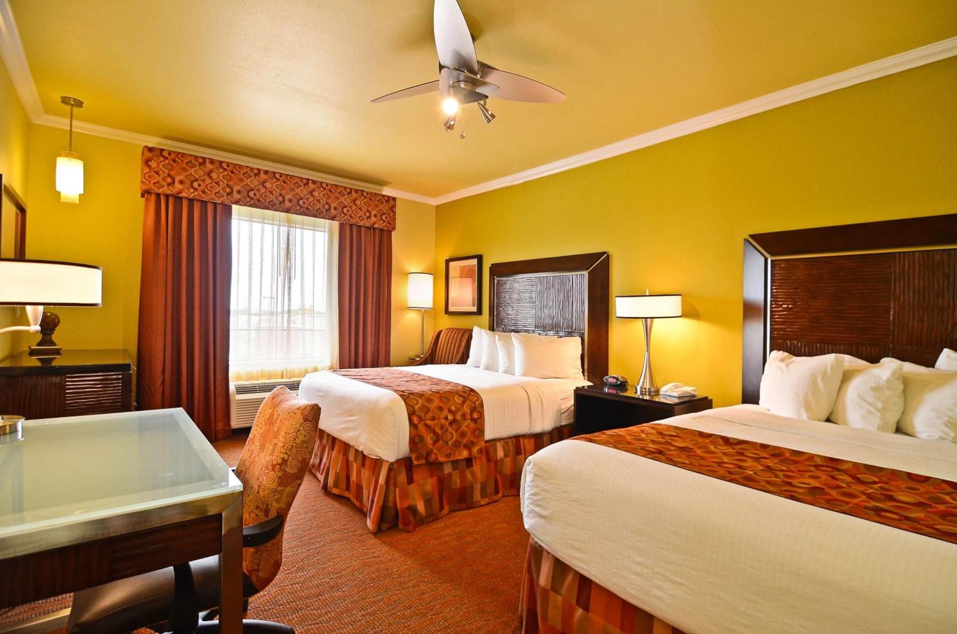 Best Western Plus Christopher Inn & Suites photo 12