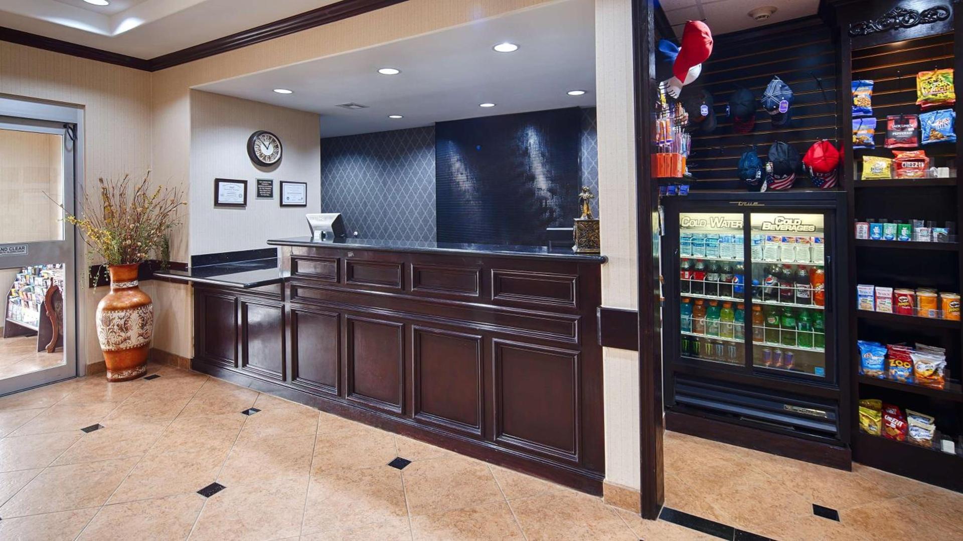 Best Western Plus Katy Inn & Suites photo 10