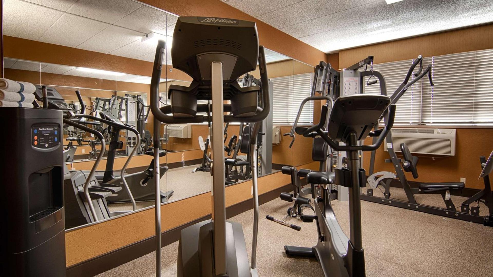 Best Western Executive Inn Kenosha - Pleasant Prairie photo 27
