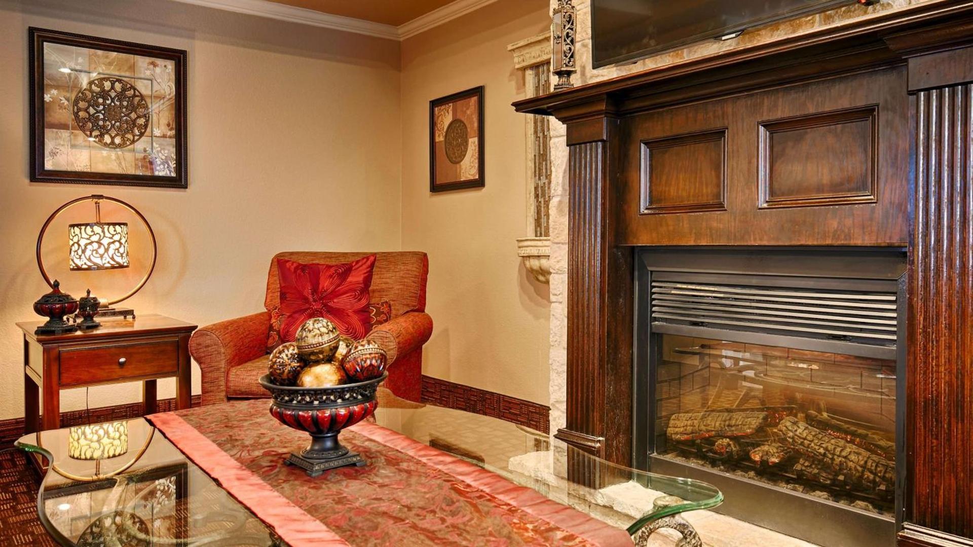 Best Western Plus Georgetown Inn & Suites photo 7