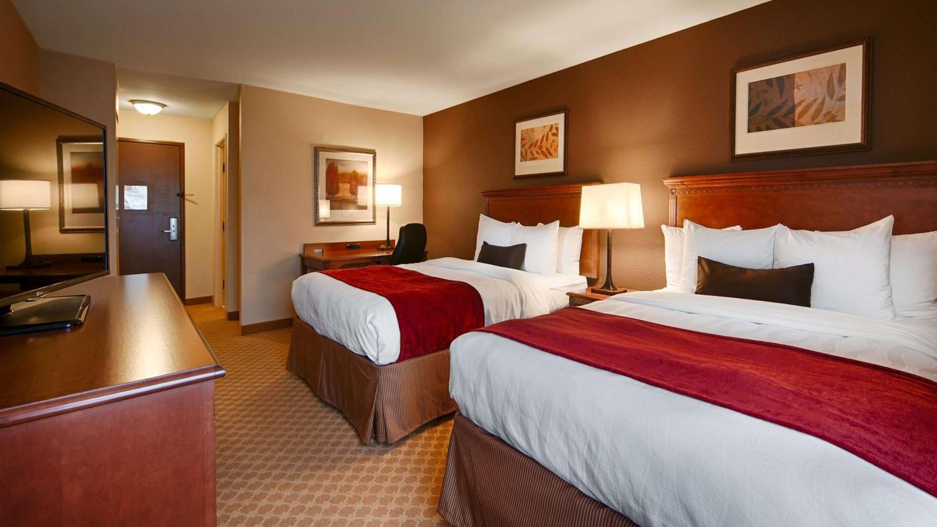 Best Western Plus Georgetown Inn & Suites photo 4