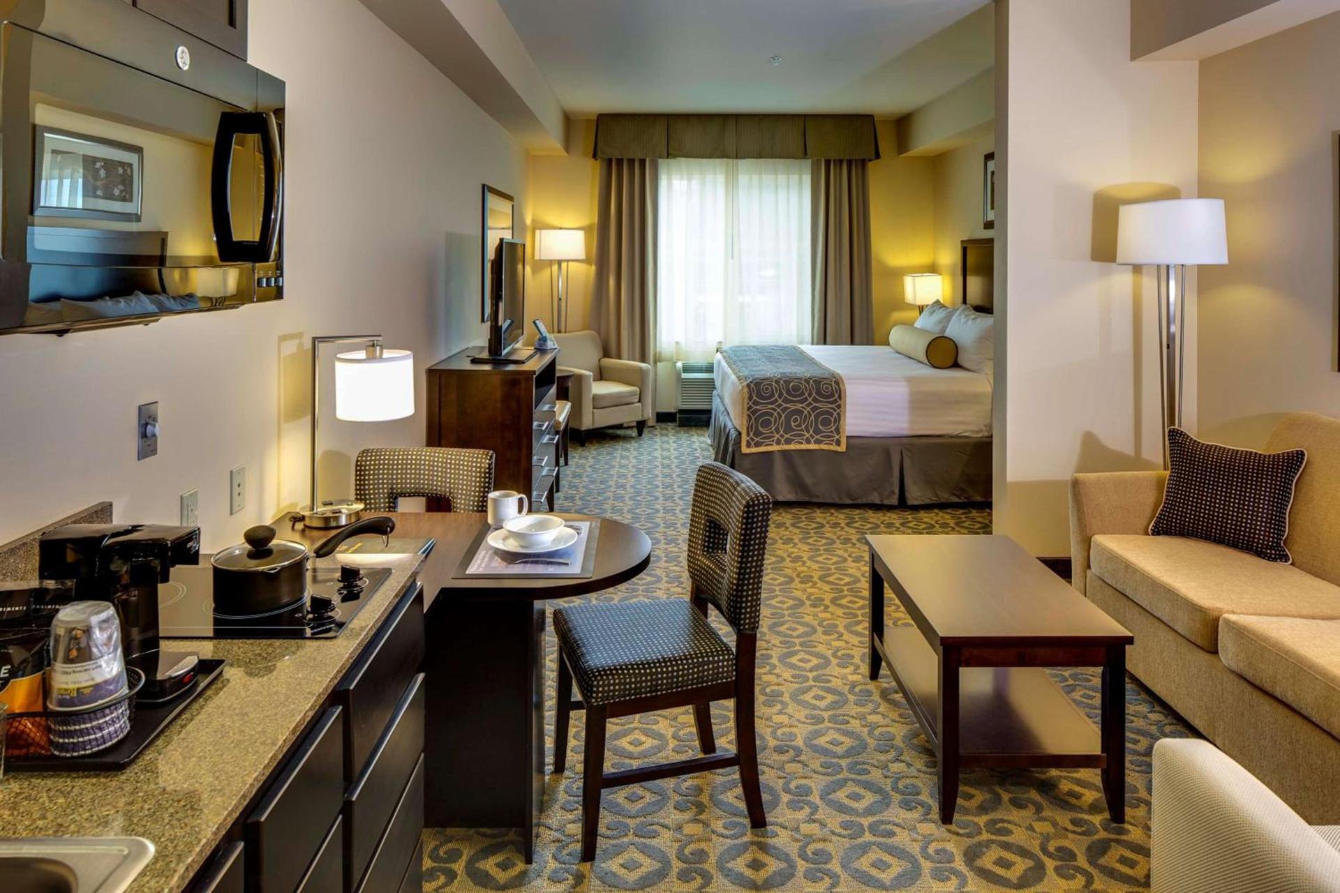 Best Western Plus Arlington/Marysville photo 11