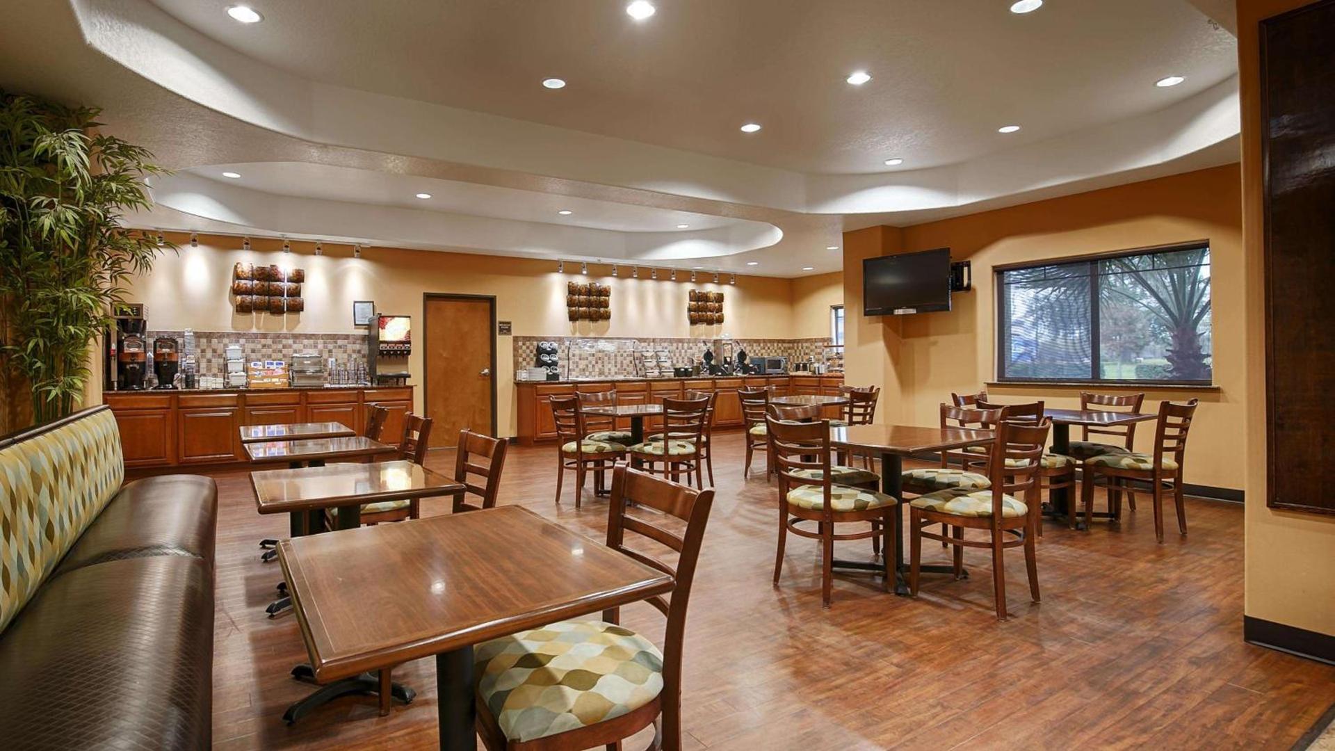 Best Western Plus Palo Alto Inn and Suites photo 8