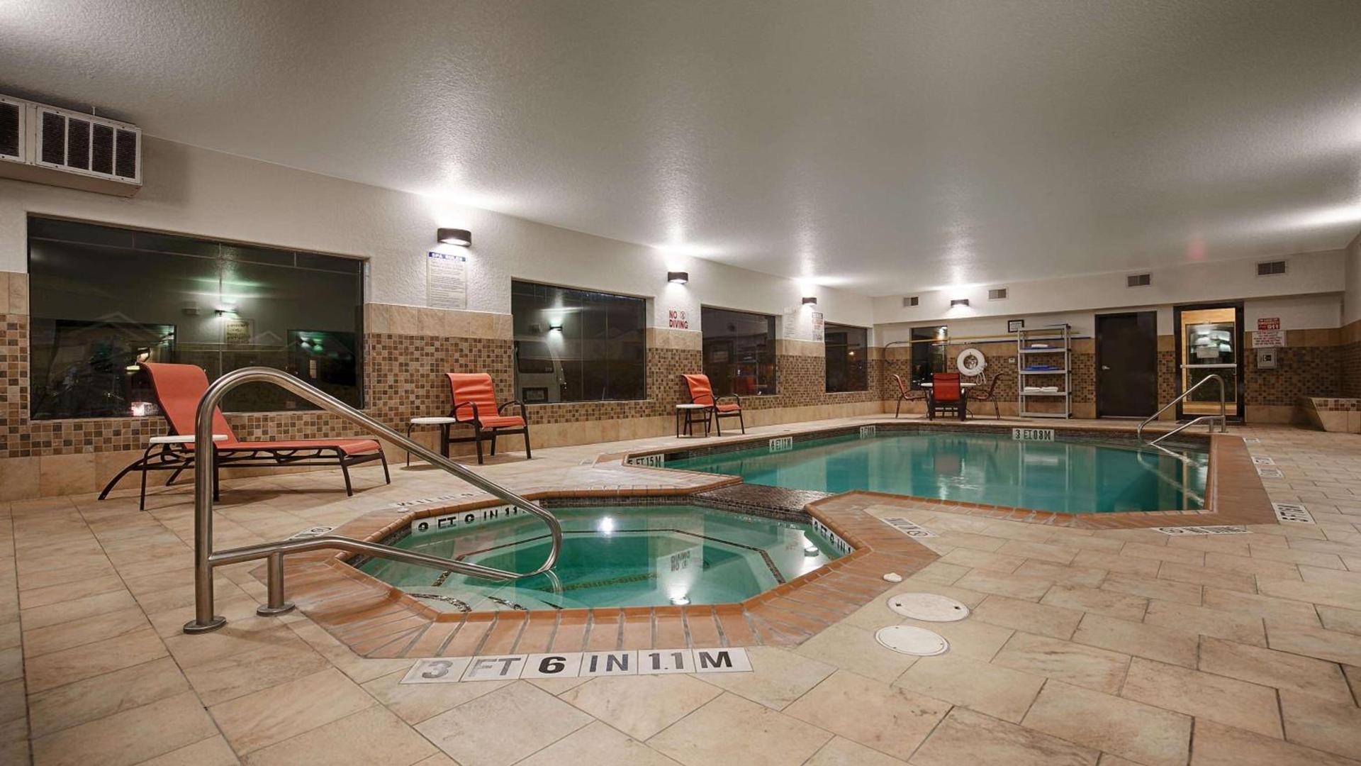 Best Western Plus Palo Alto Inn and Suites photo 2