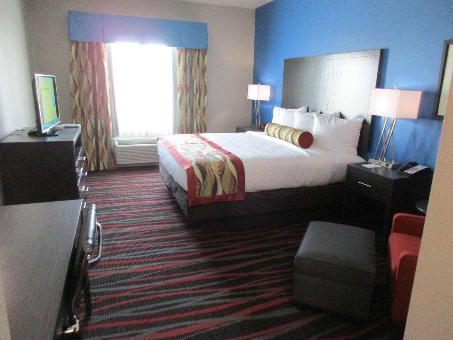 Best Western Plus Tech Medical Center Inn photo 14